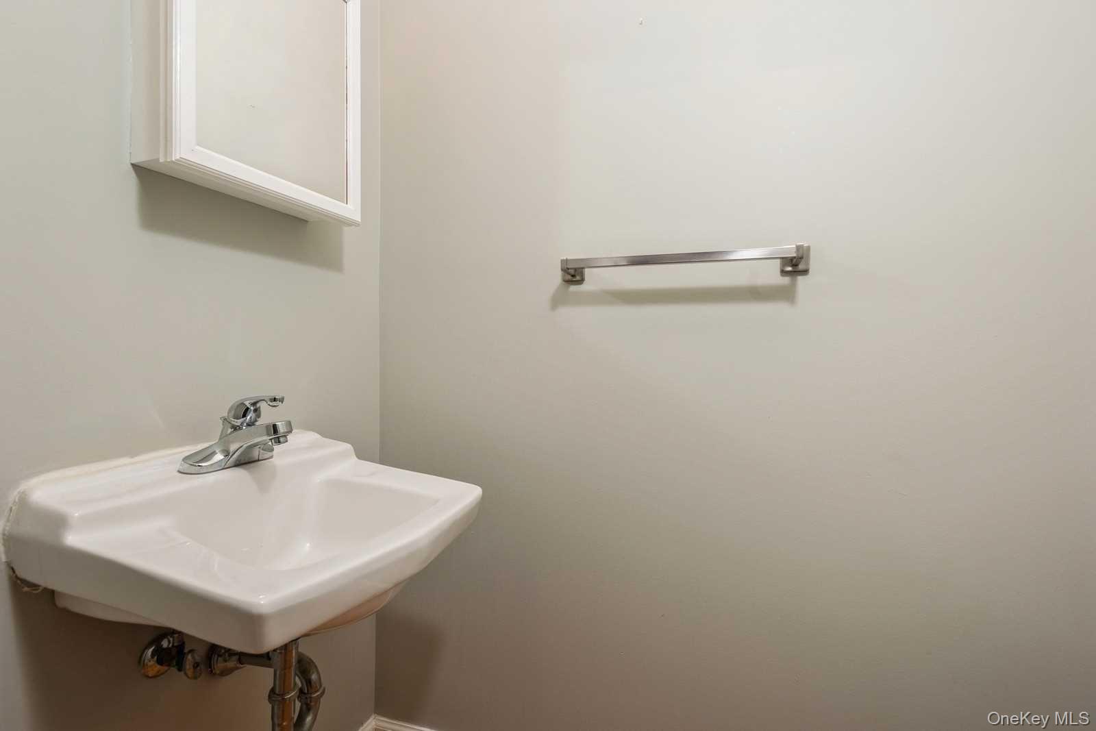 52 Schenck Avenue Property Photo 16