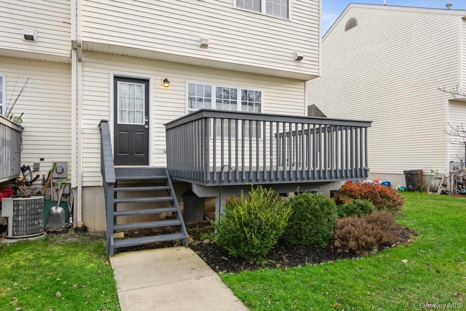 52 Schenck Avenue Property Photo 33