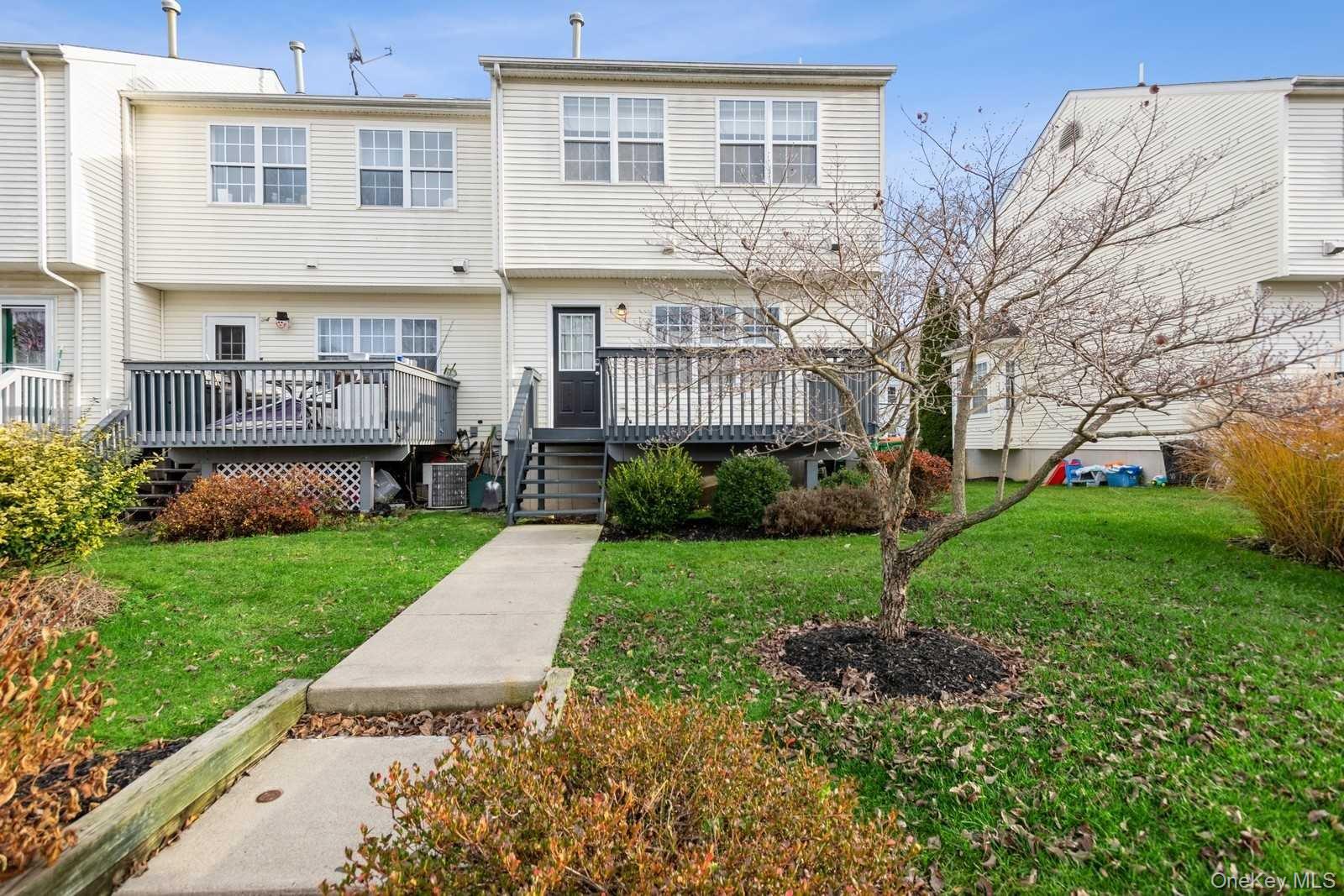 52 Schenck Avenue Property Photo 35