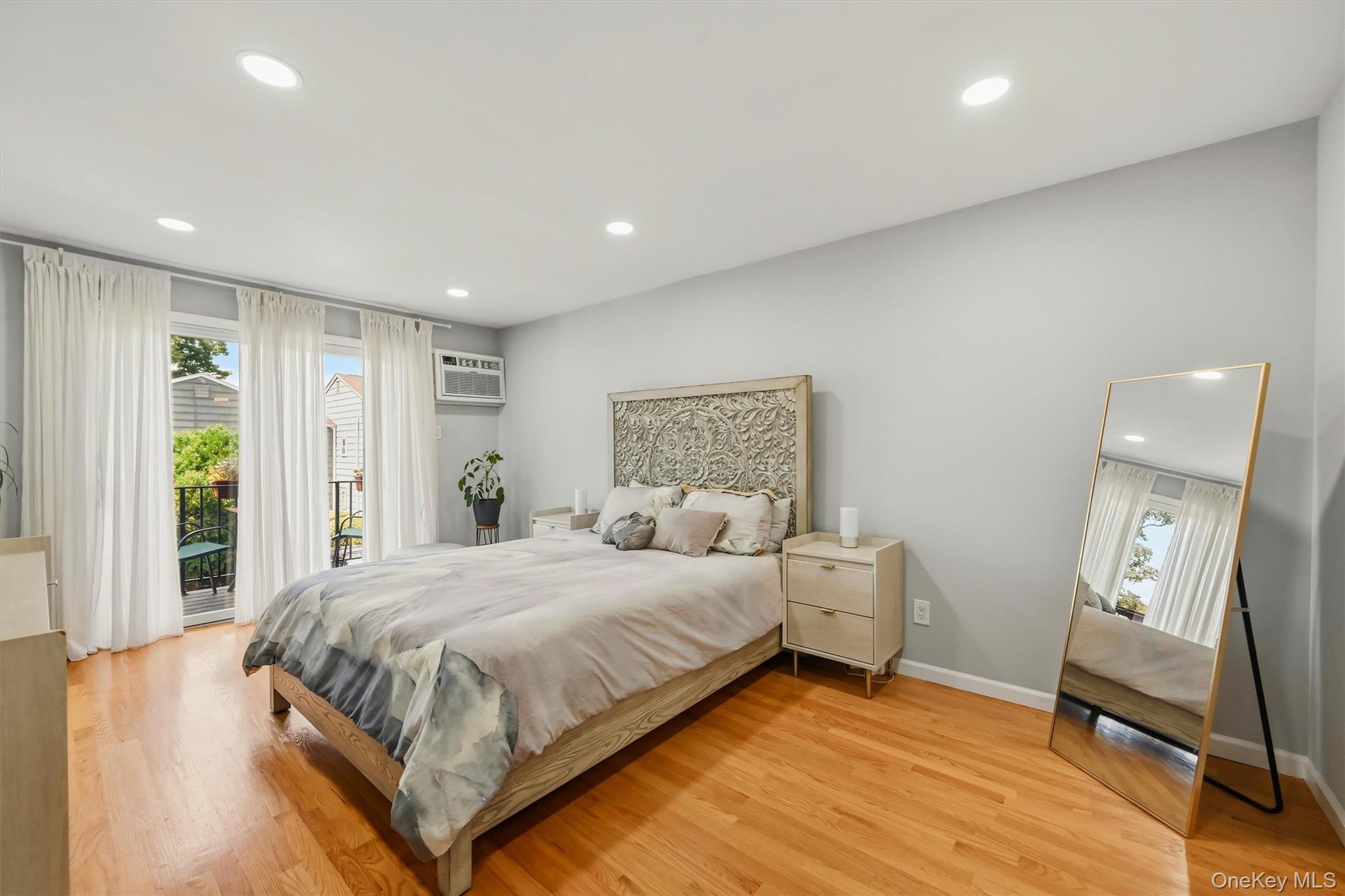 264 Parkside Drive Property Photo 15