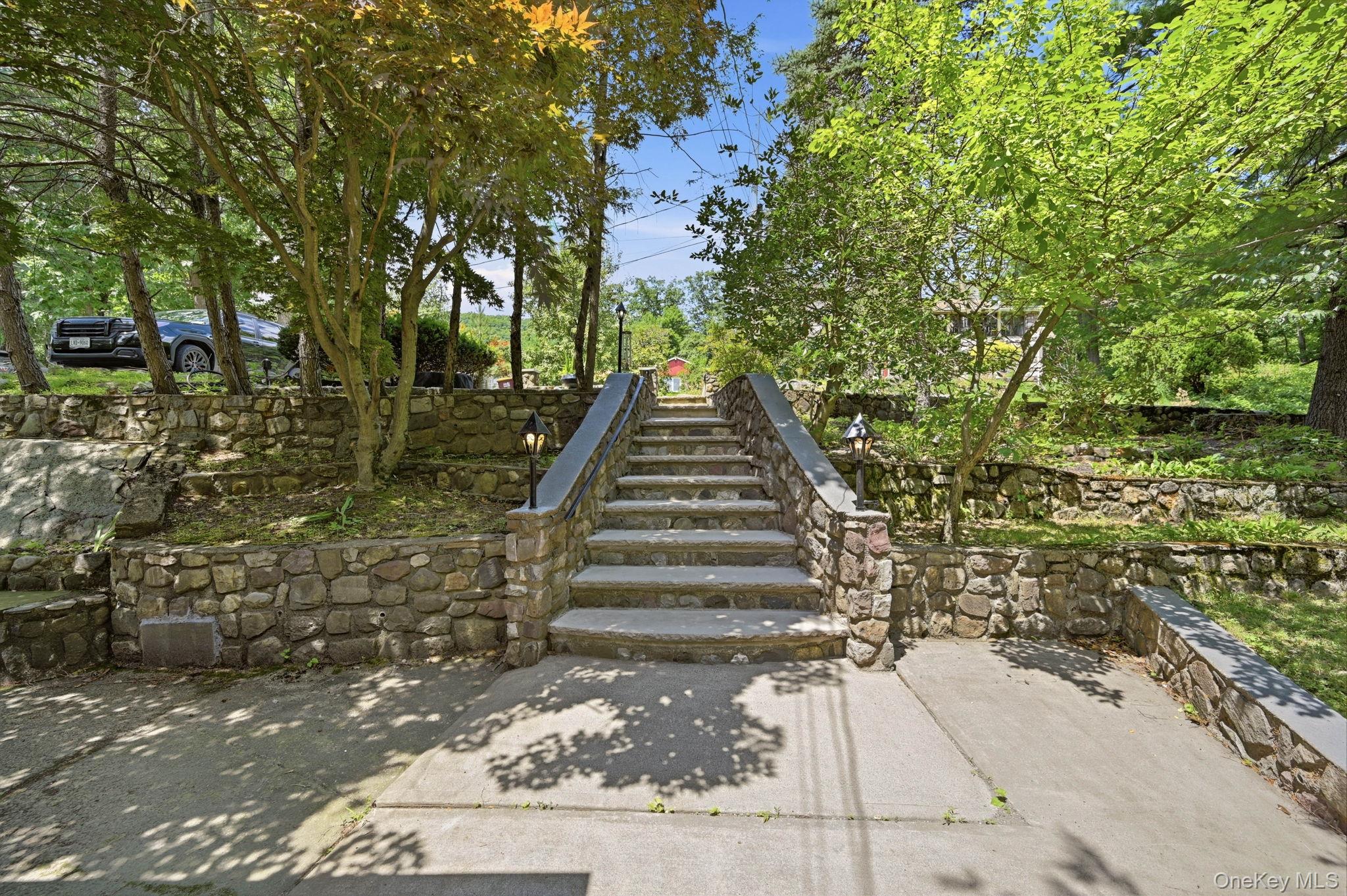 8 Stony Trail Property Photo 41