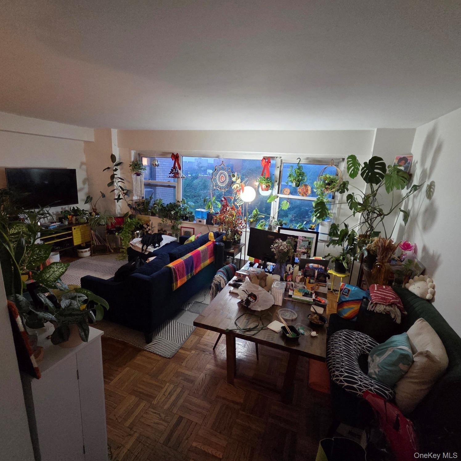6 Fordham Hill Oval 8h Property Photo 8