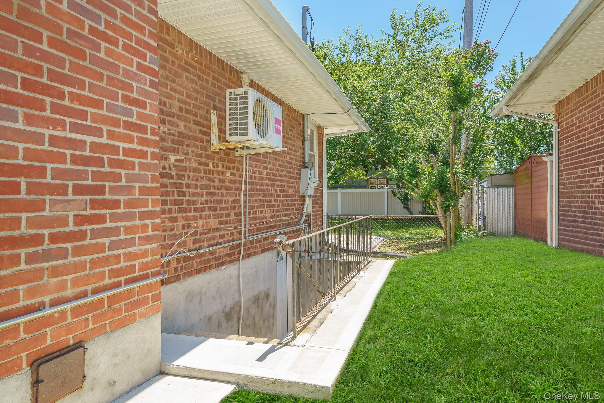 3900 Miller Place Property Photo 10