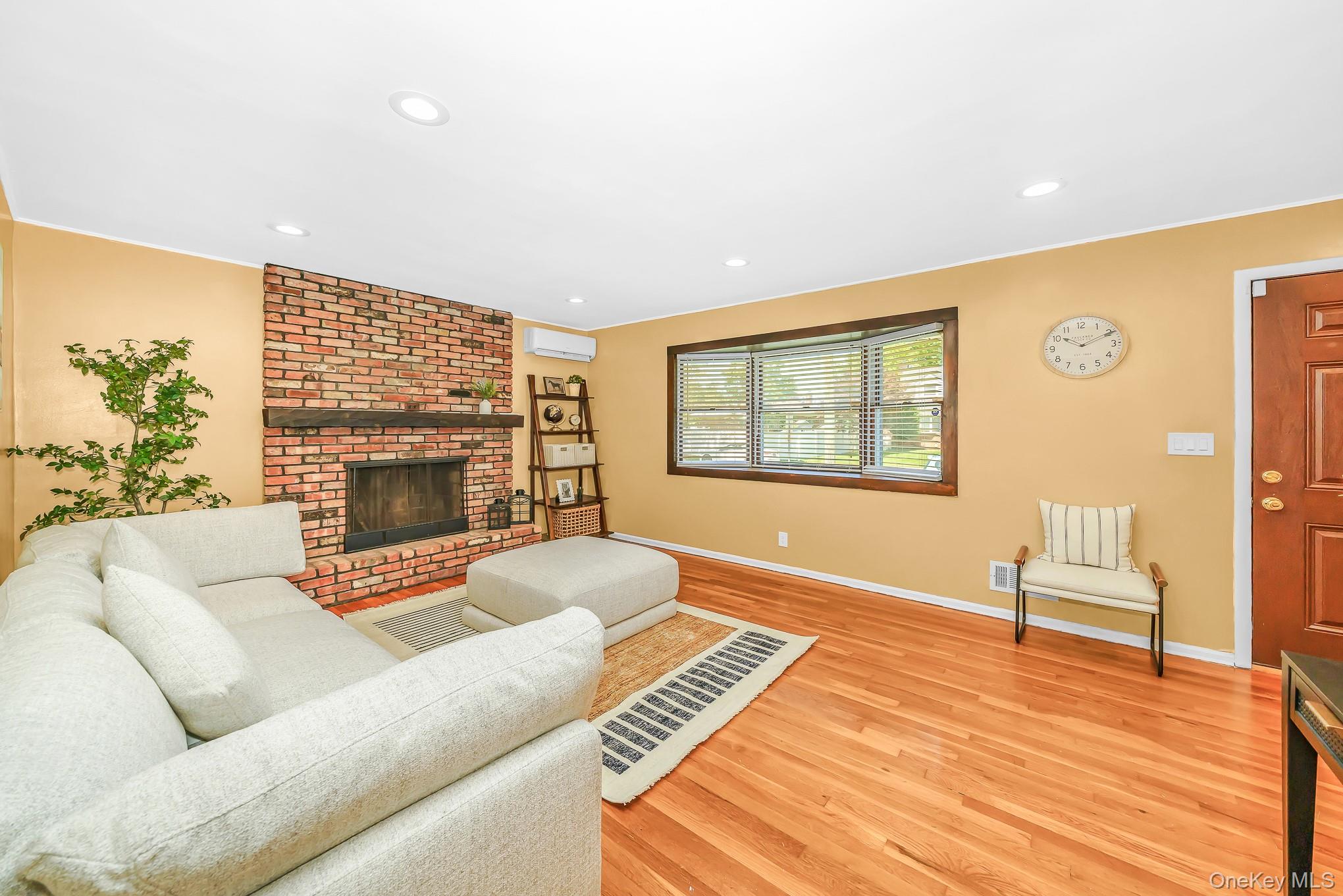 3900 Miller Place Property Photo 12