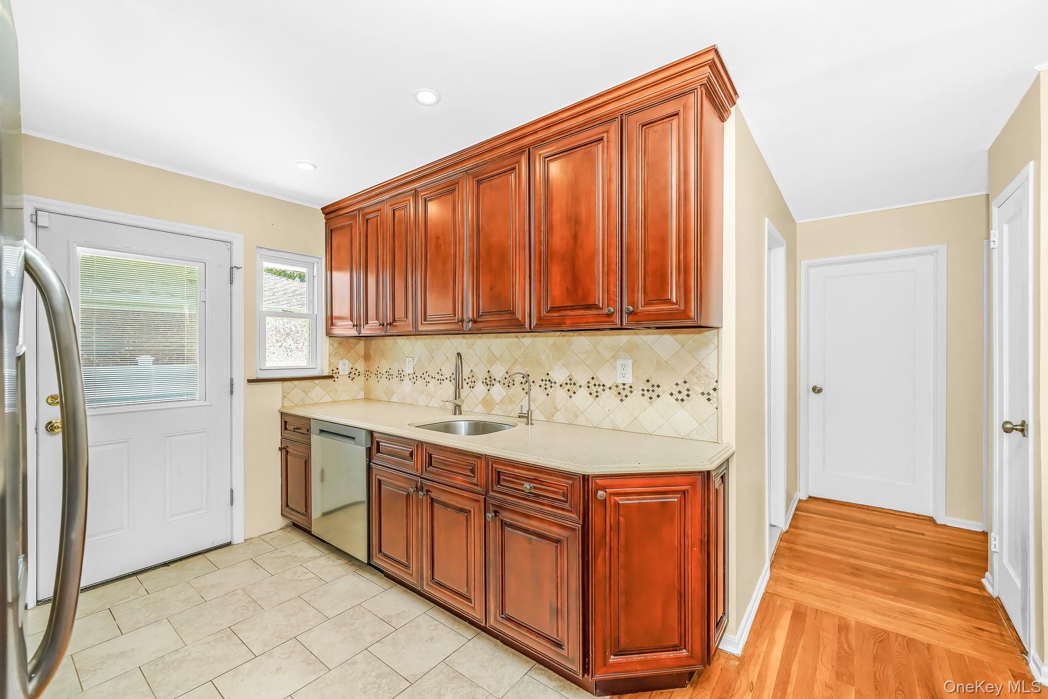 3900 Miller Place Property Photo 20