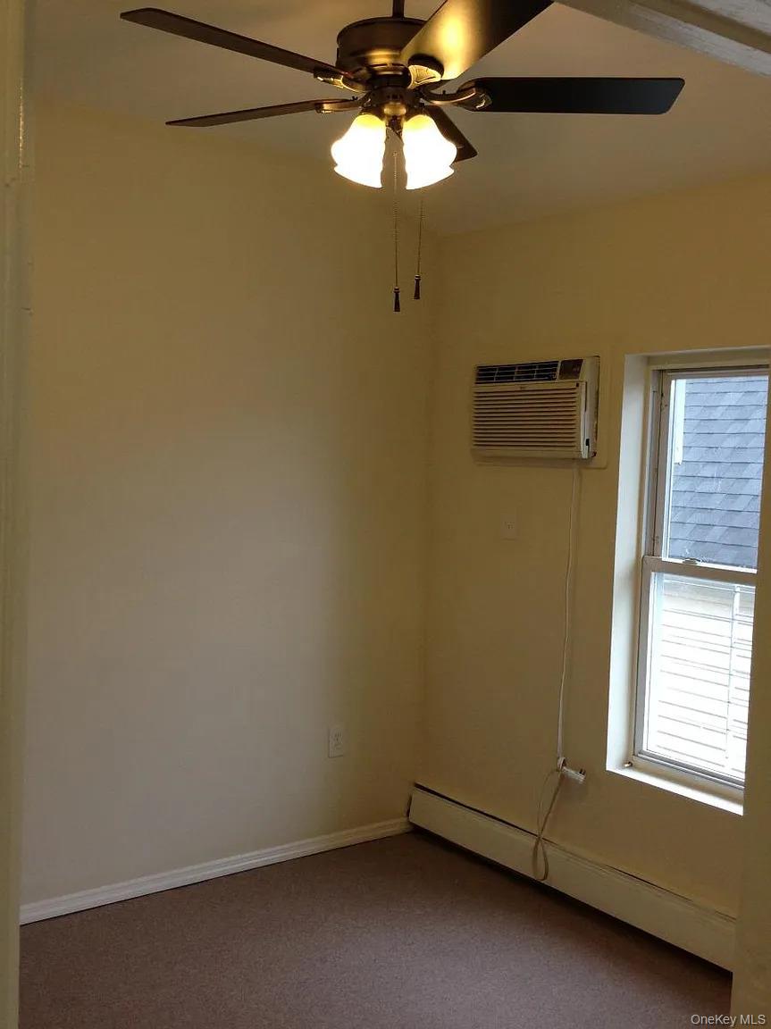 9718 125th Street Property Photo 4