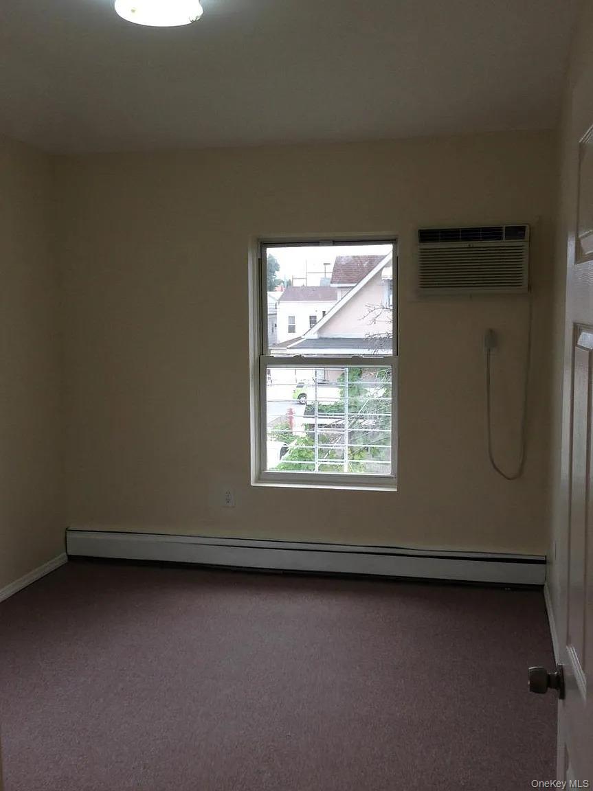 9718 125th Street Property Photo 8