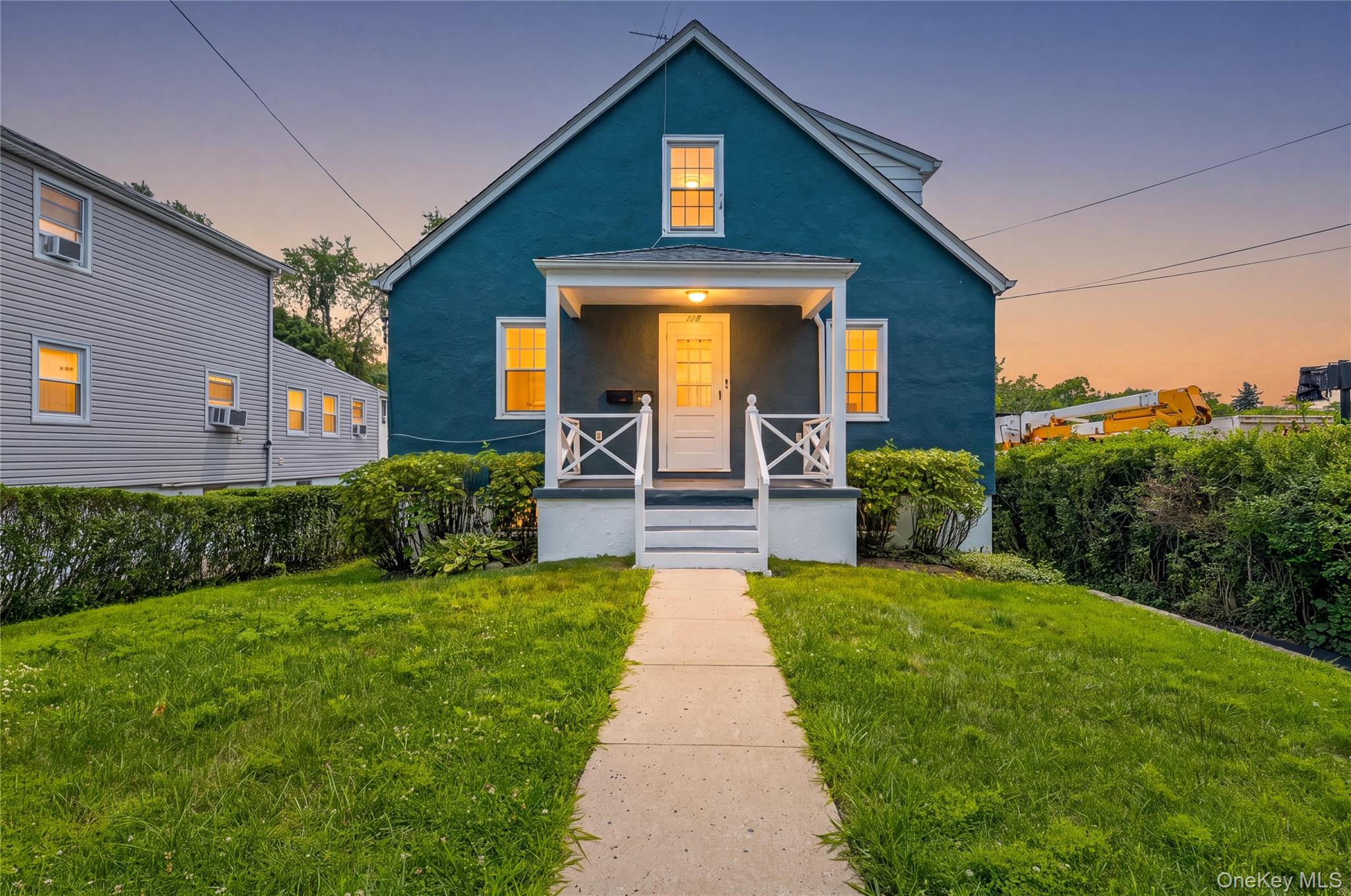 20 S Washington Avenue Property Photo 1