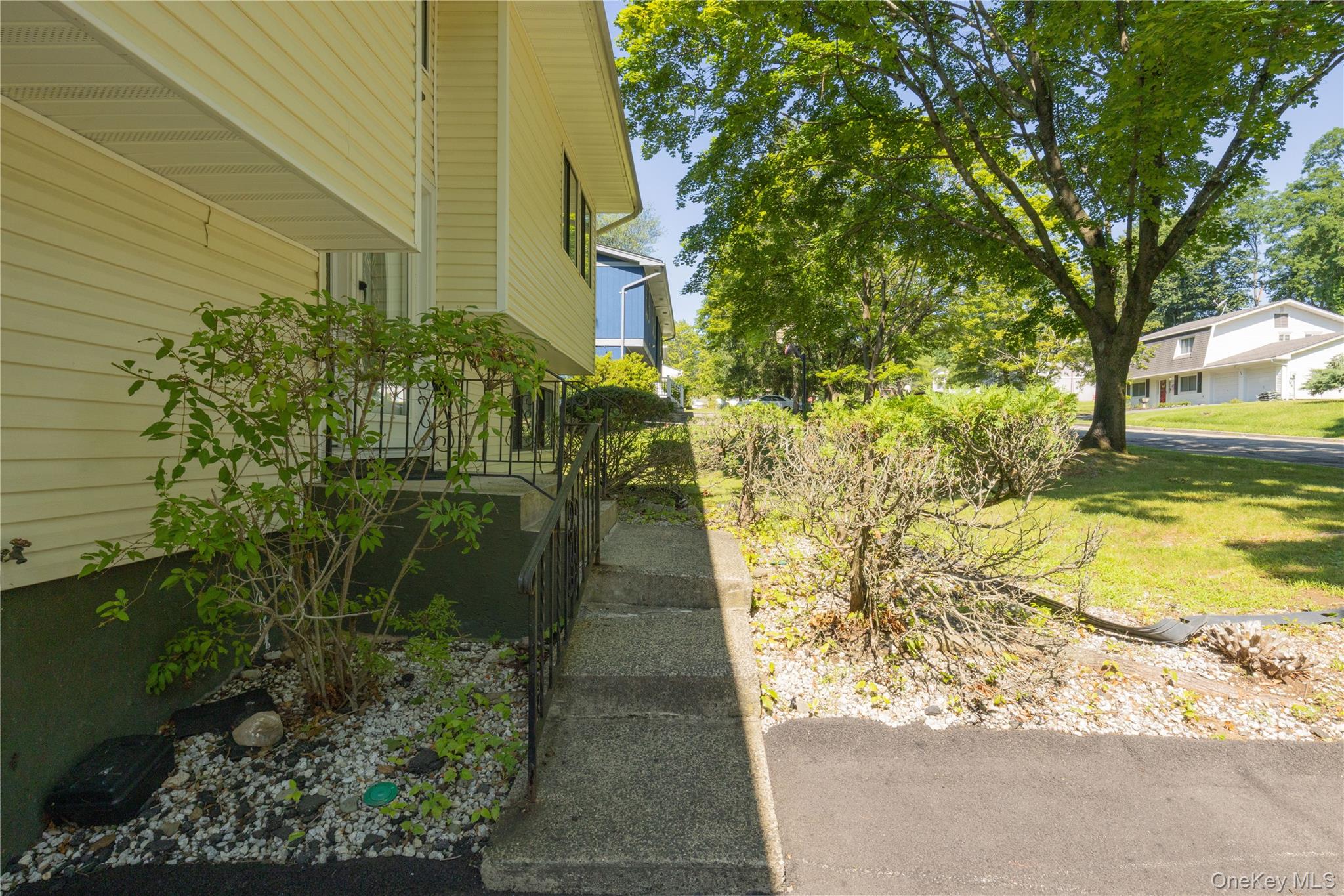 23 Carriage Lane Property Photo 25