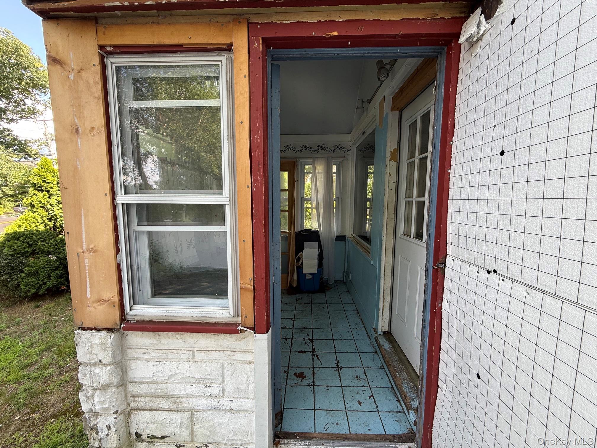 1014 Washington Drive Property Photo 5
