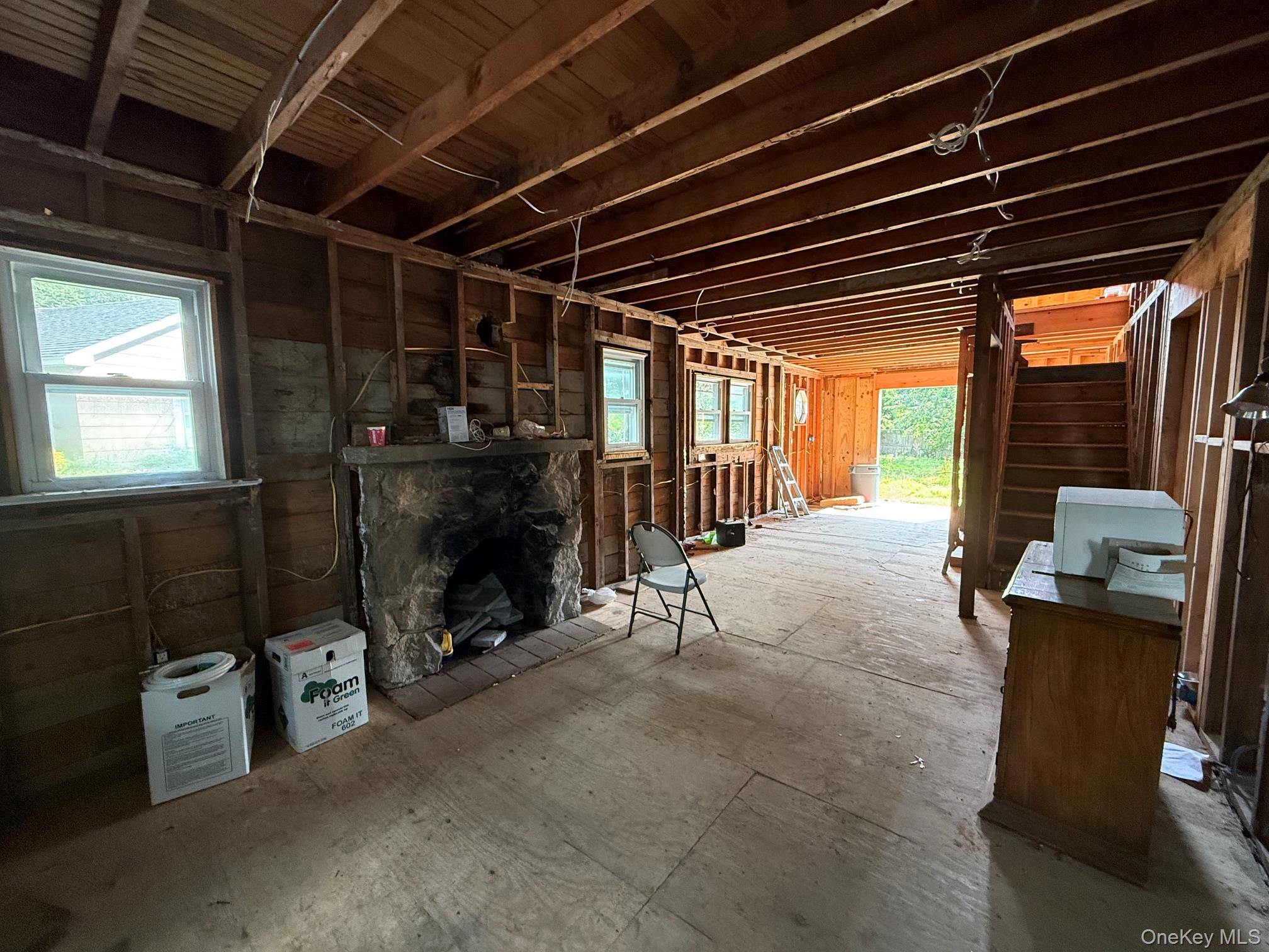 1014 Washington Drive Property Photo 6