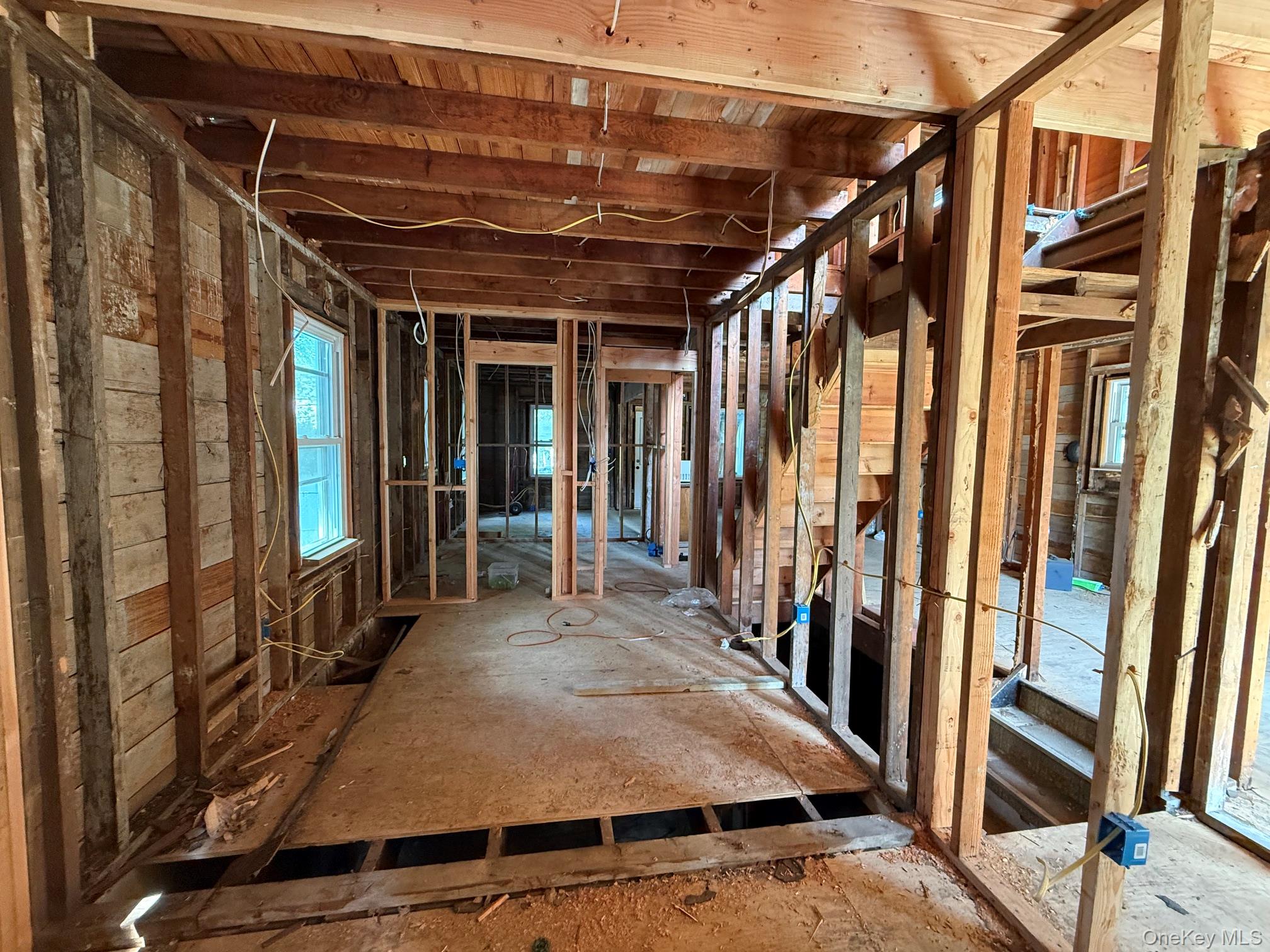 1014 Washington Drive Property Photo 10