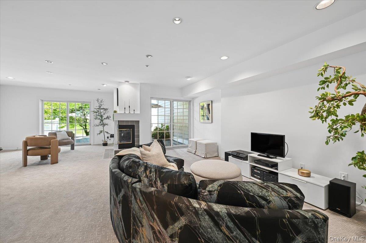 37 Clarewood Drive Property Photo 20