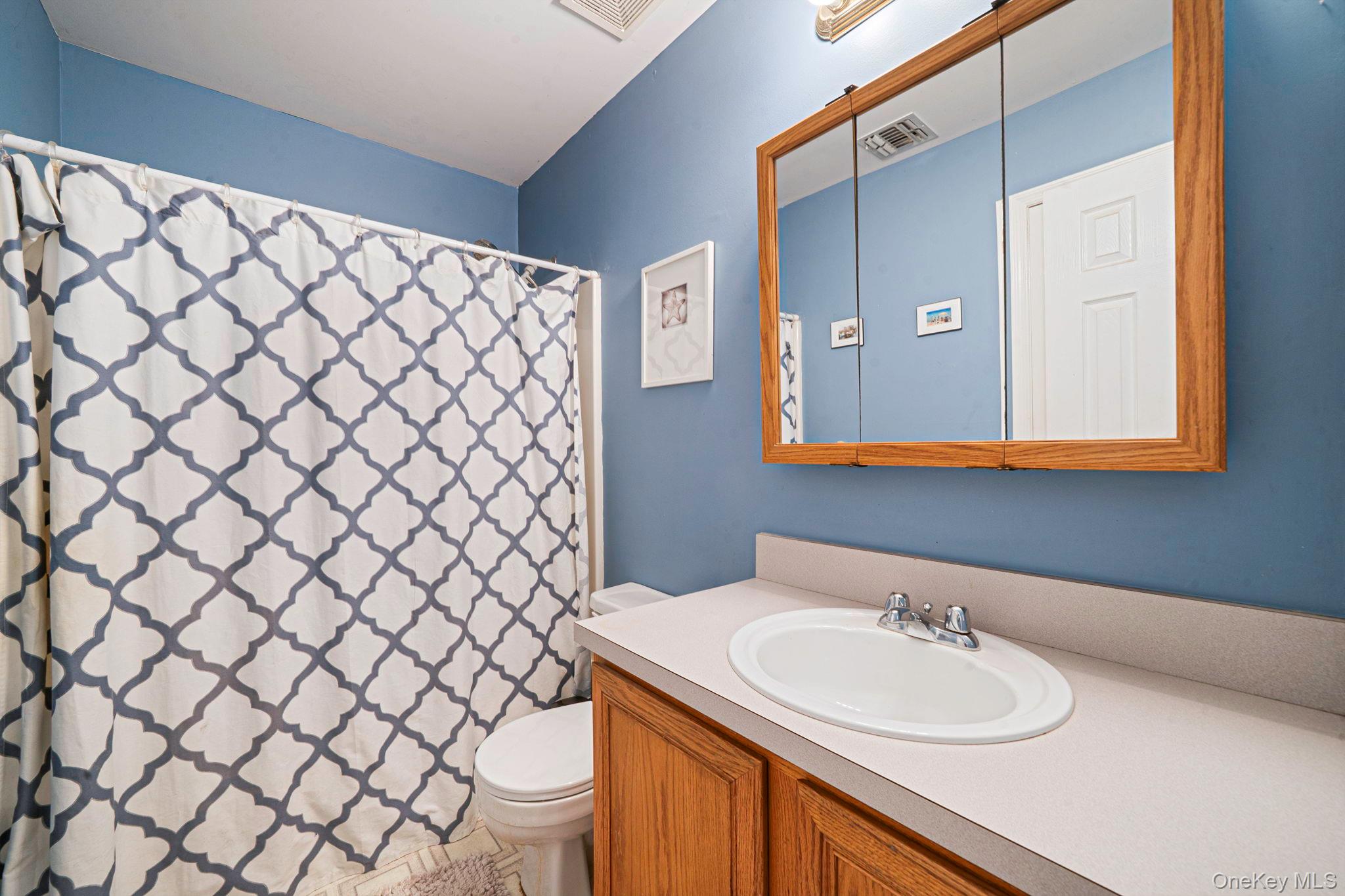 138 Holiday Boulevard Property Photo 19