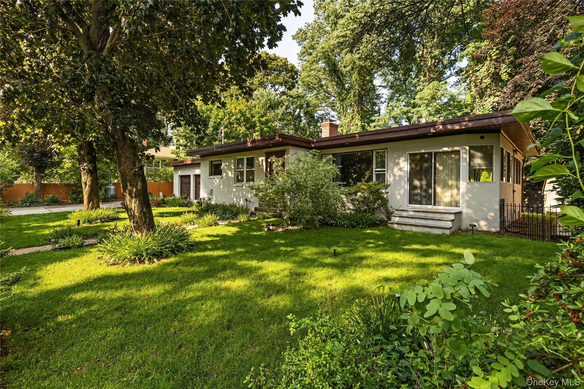206 Cliff Road Property Photo 1