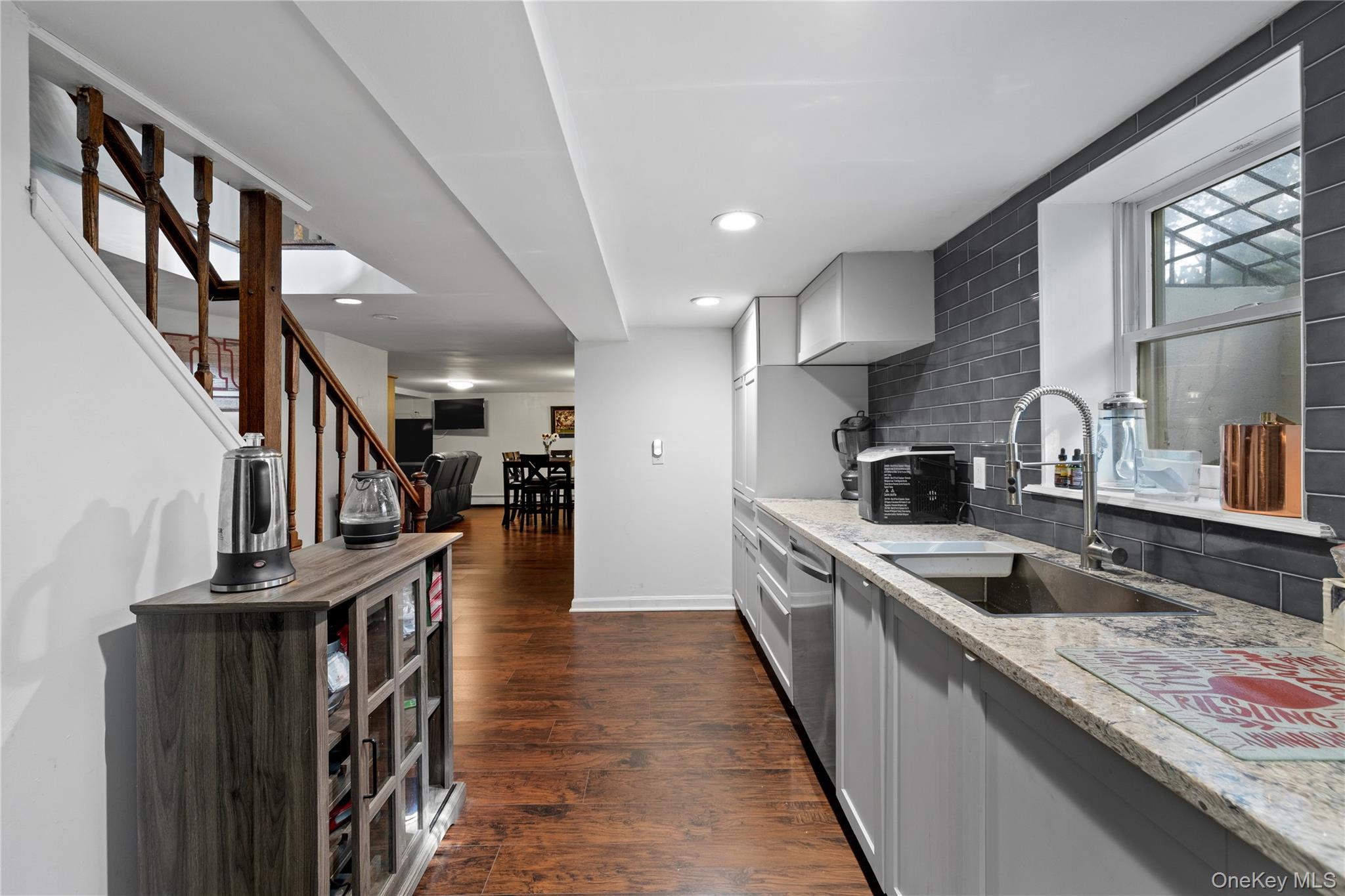 206 Cliff Road Property Photo 16