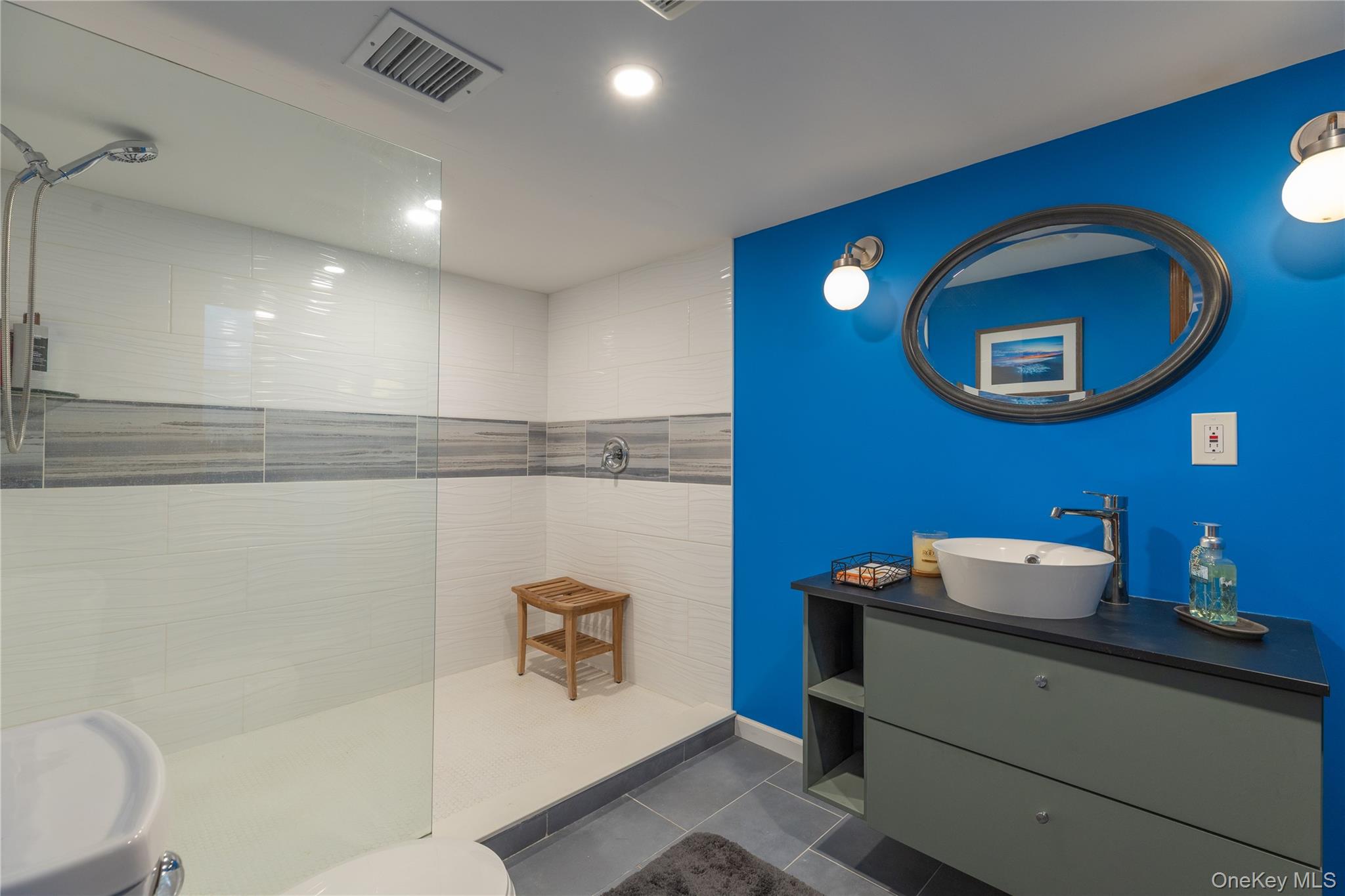 206 Cliff Road Property Photo 19
