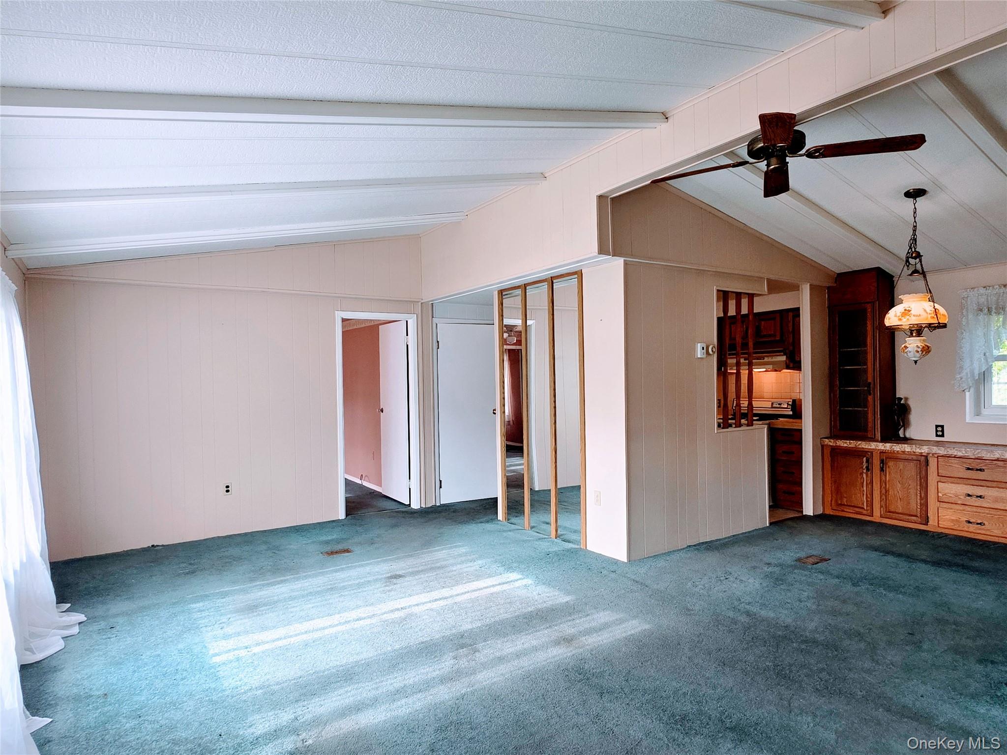 35 Perry Road Property Photo 4