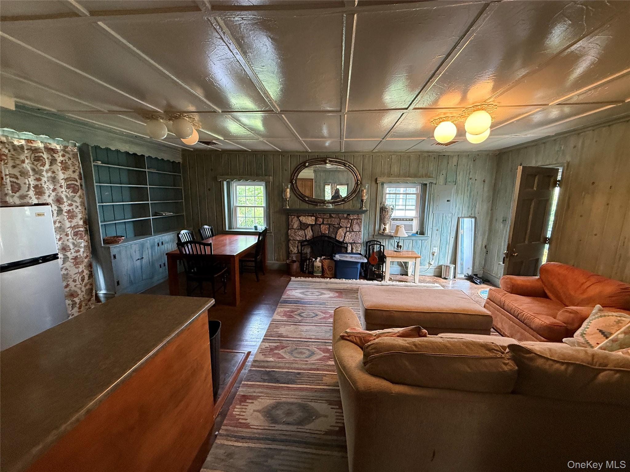 649 Lakes Road Property Photo 4