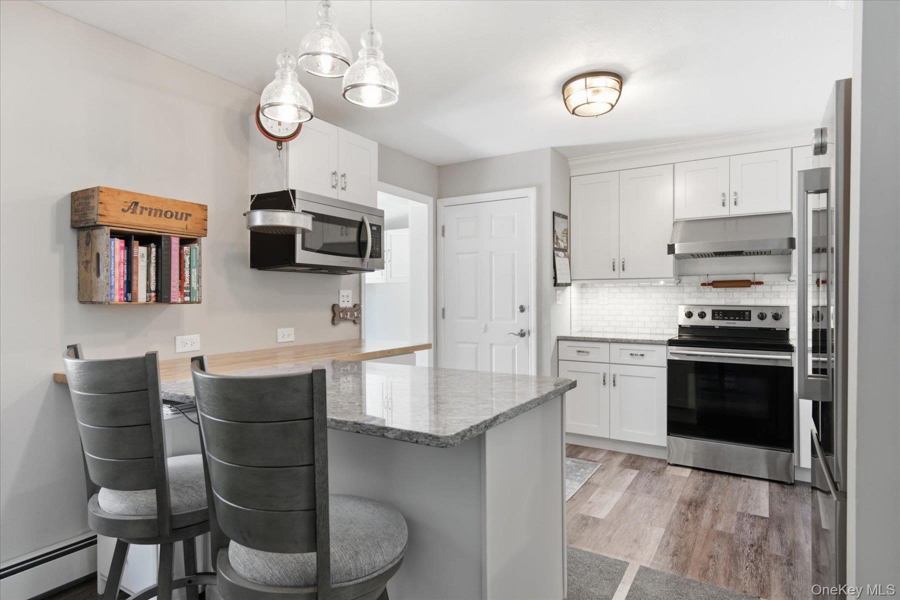 20 Lynbrook Drive Property Photo 13