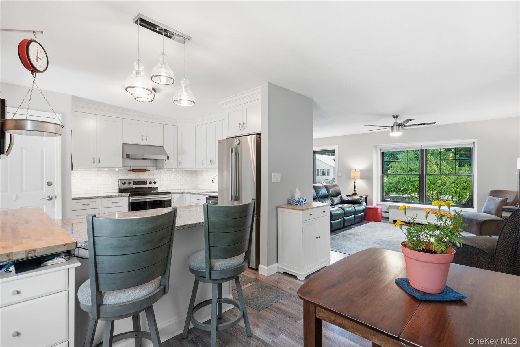 20 Lynbrook Drive Property Photo 15