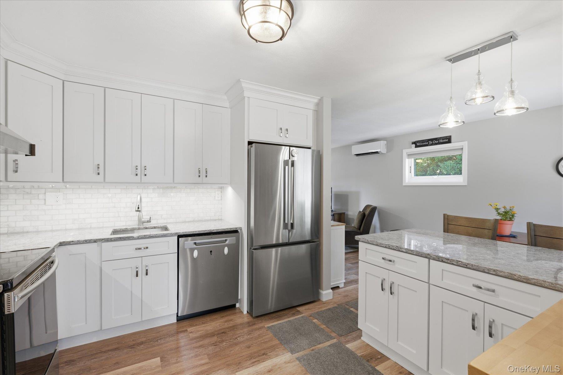 20 Lynbrook Drive Property Photo 18