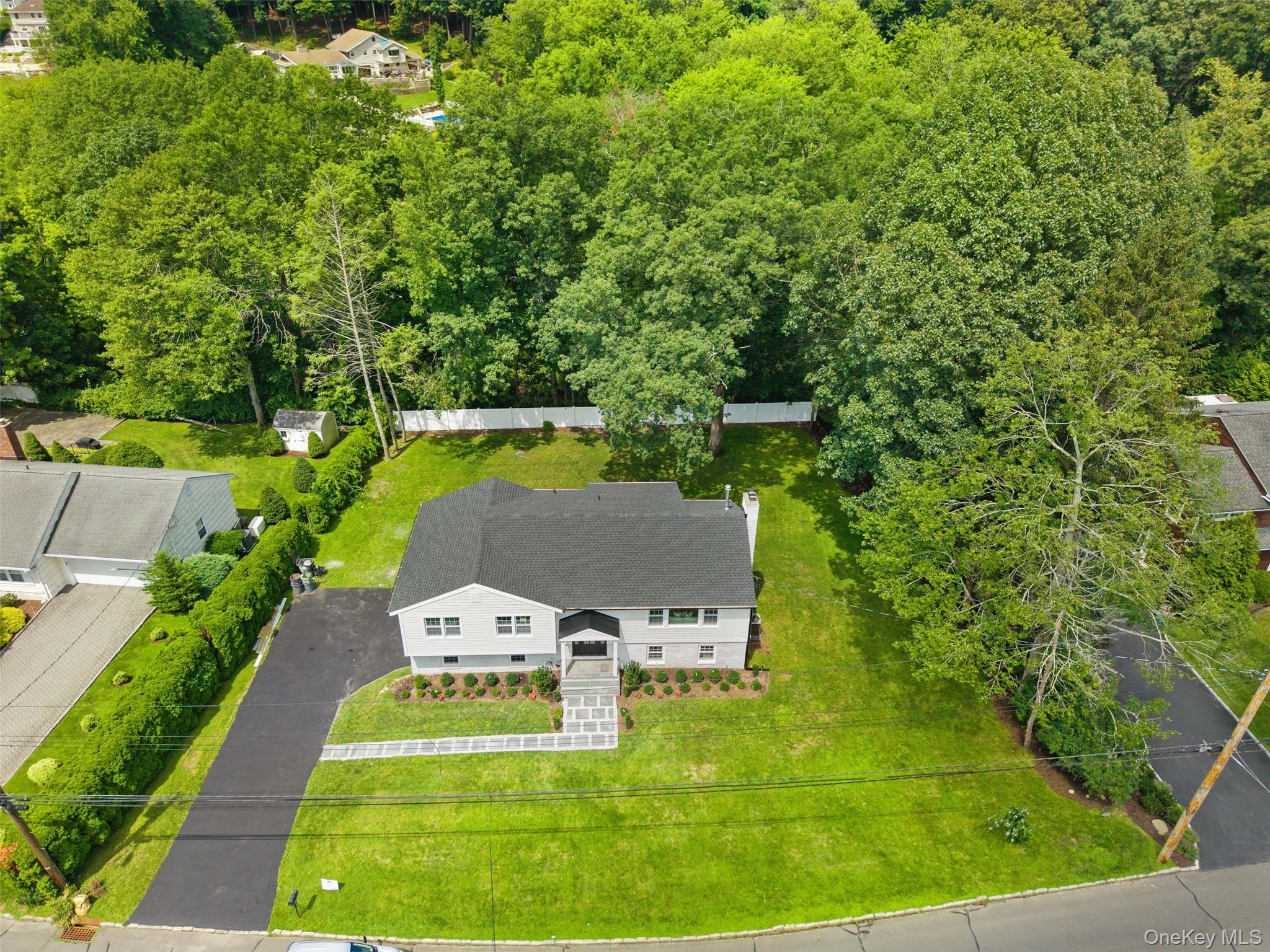 121 Duxbury Road Property Photo 25