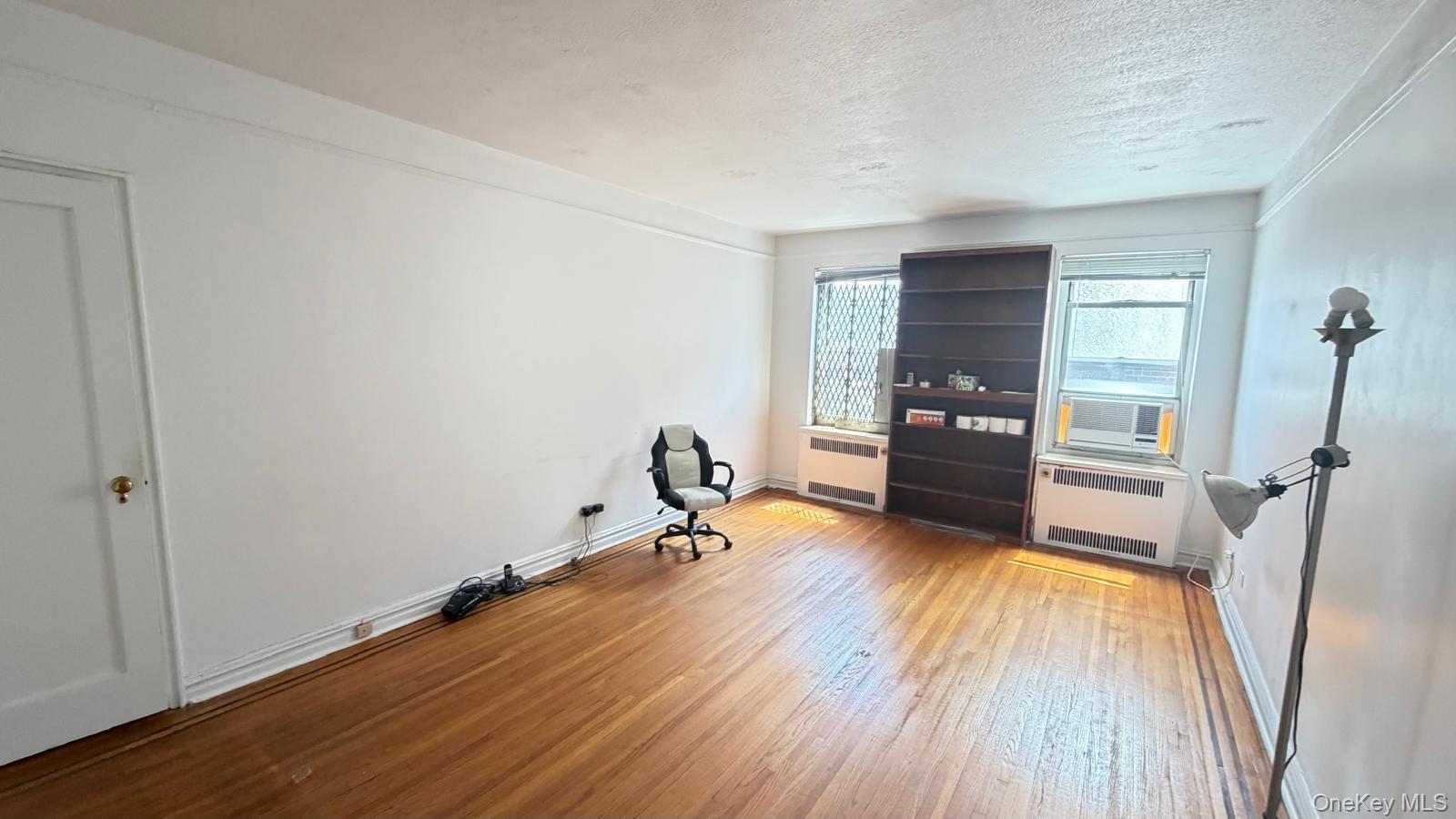 61-41 Saunders Street B67 Property Photo 7