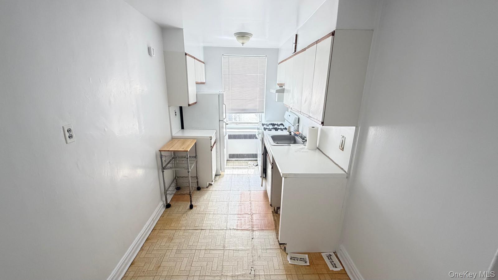 61-41 Saunders Street B67 Property Photo 9