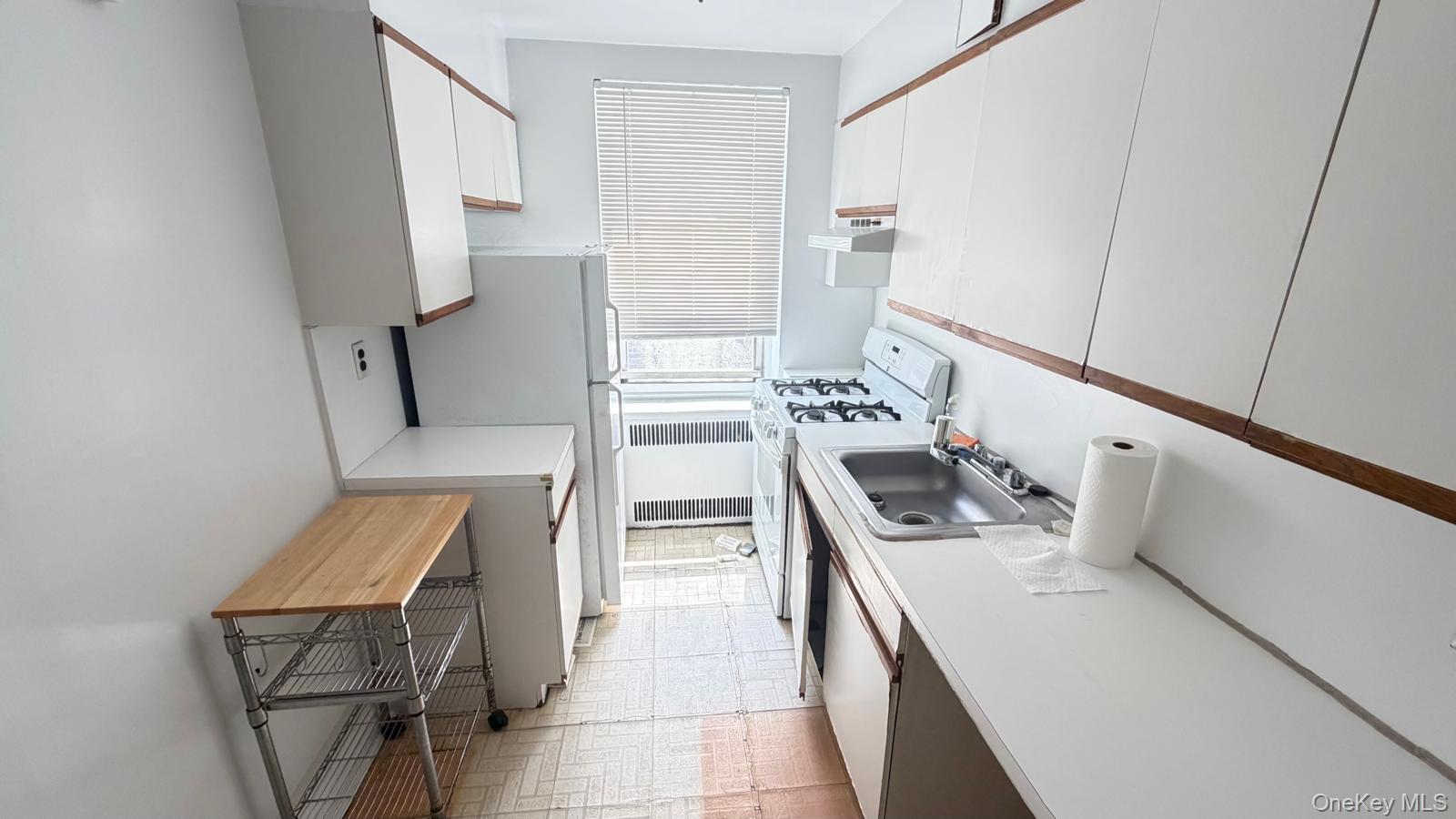 61-41 Saunders Street B67 Property Photo 15