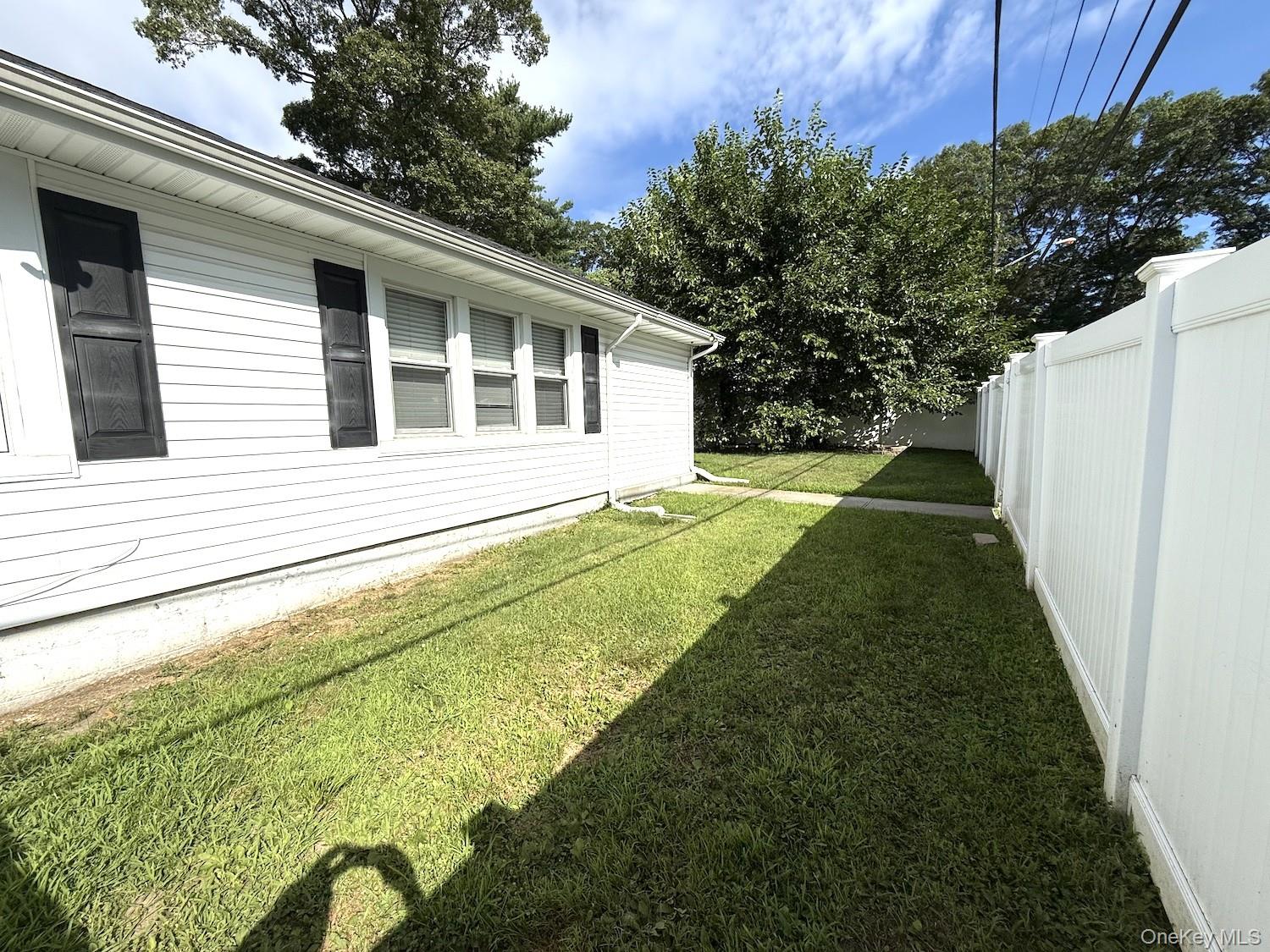 1030157 Property Photo 10