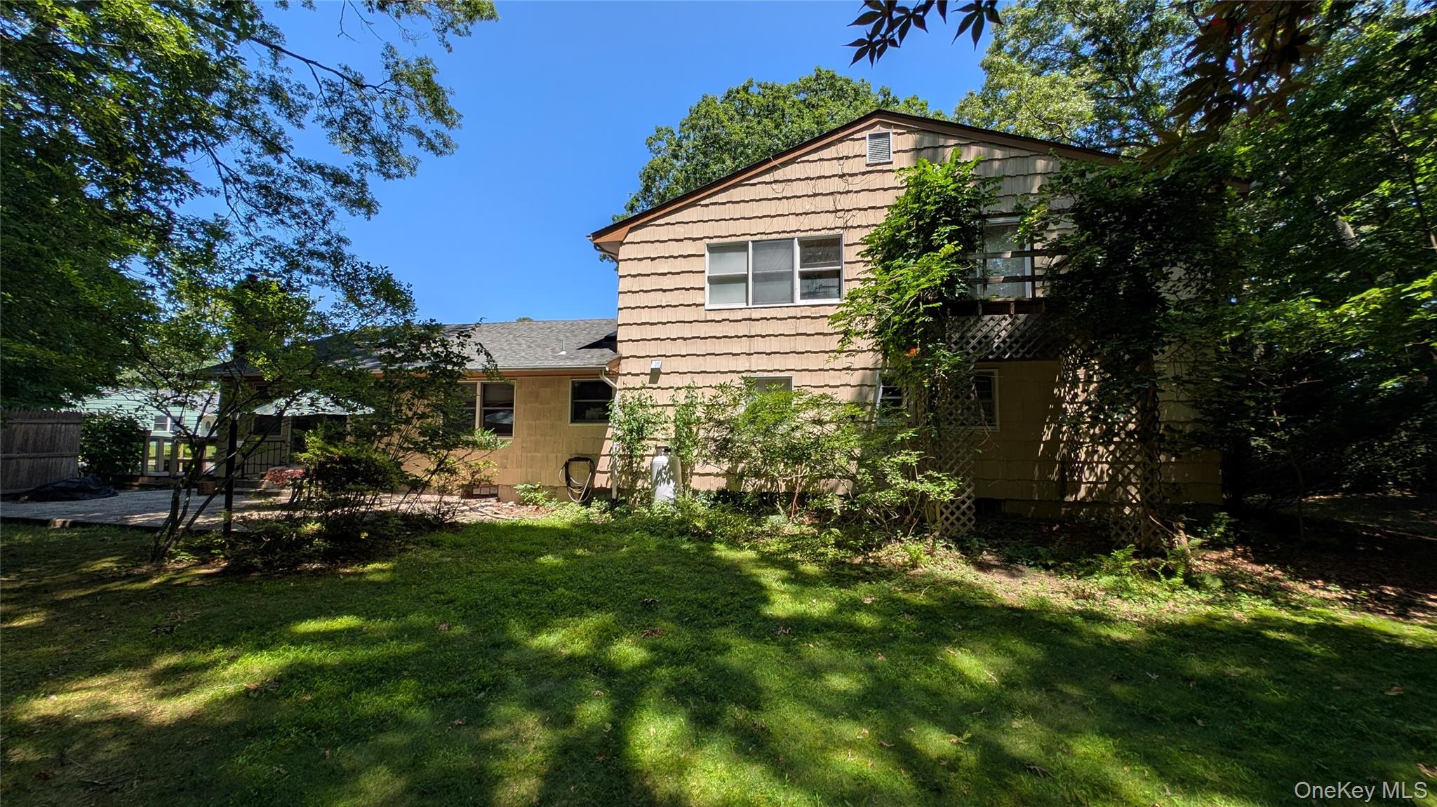 14 Tall Tree Lane Property Photo 19