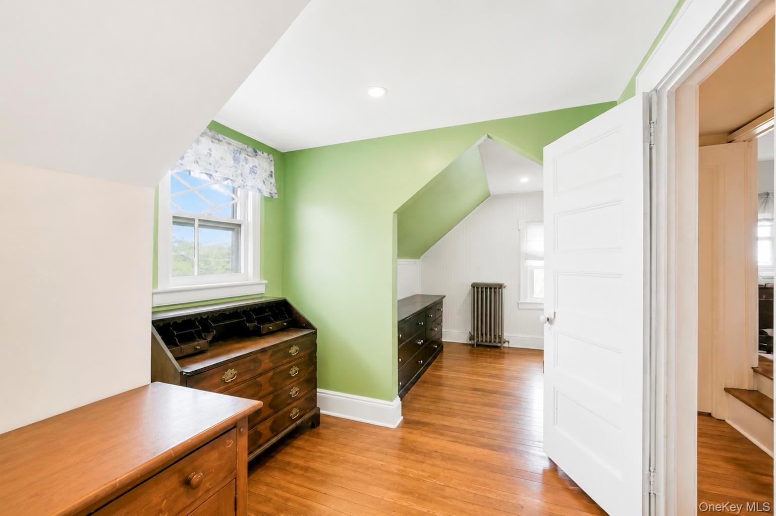 359 Roosevelt Avenue Property Photo 20