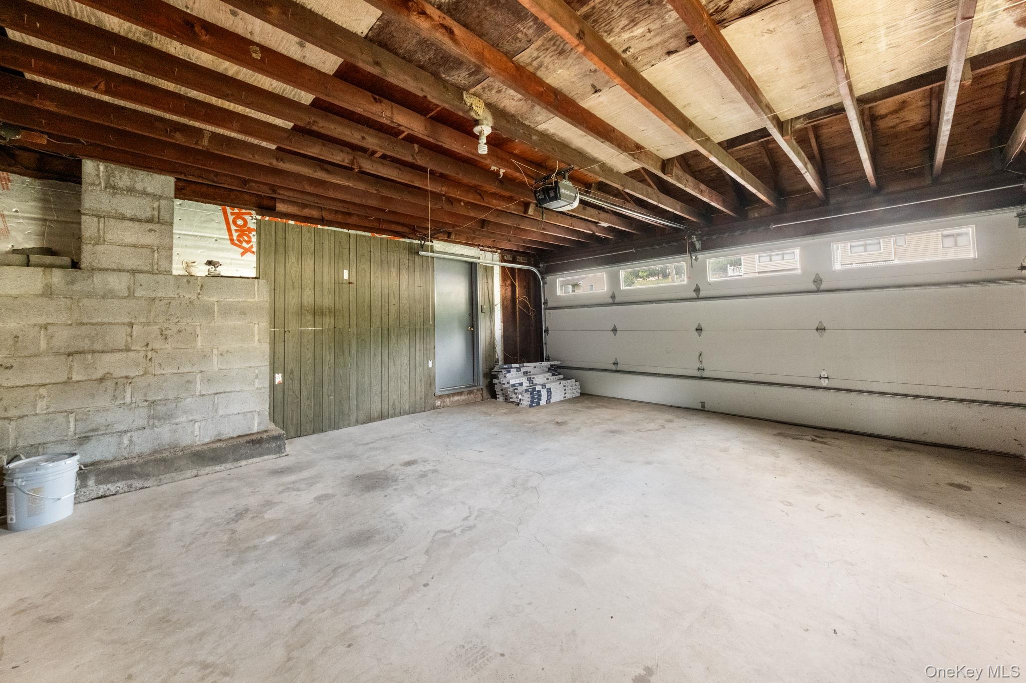 23 Oakland Avenue Property Photo 28