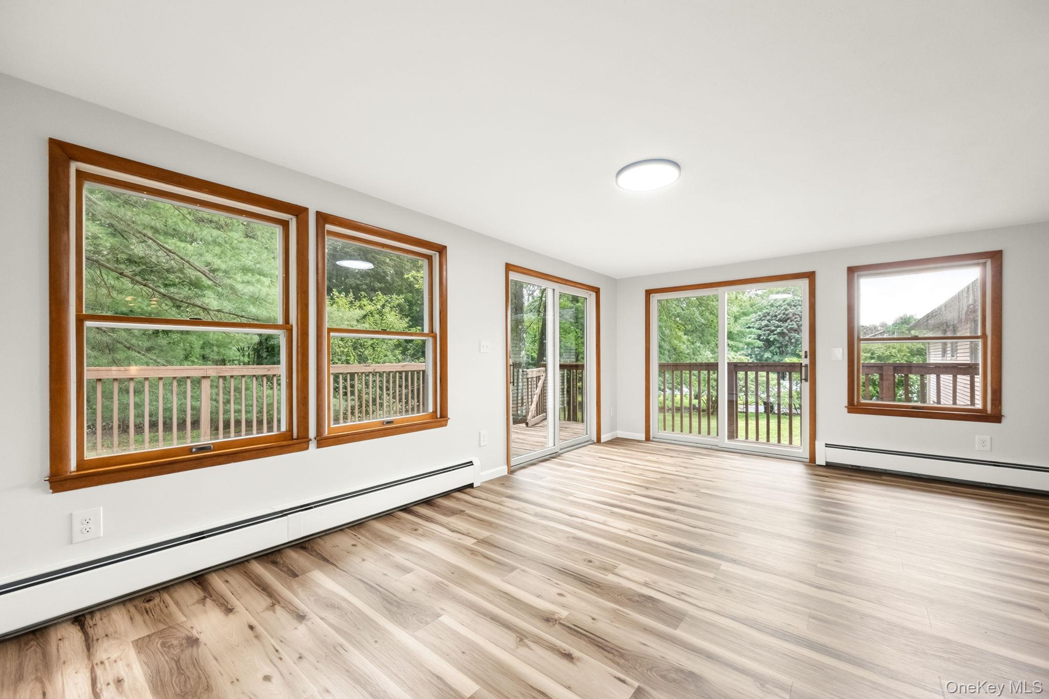 23 Oakland Avenue Property Photo 32
