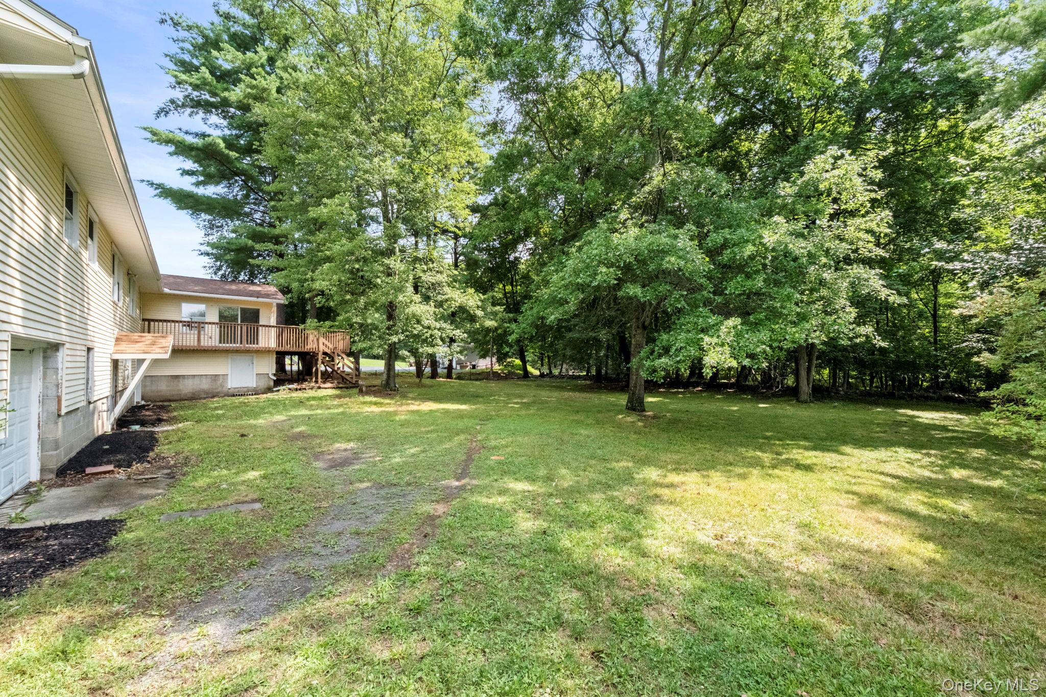 23 Oakland Avenue Property Photo 35