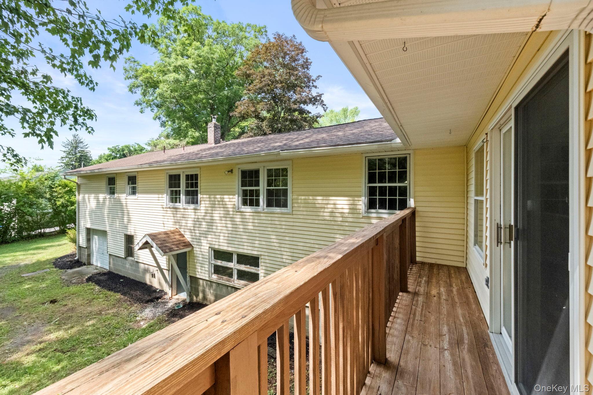 23 Oakland Avenue Property Photo 42