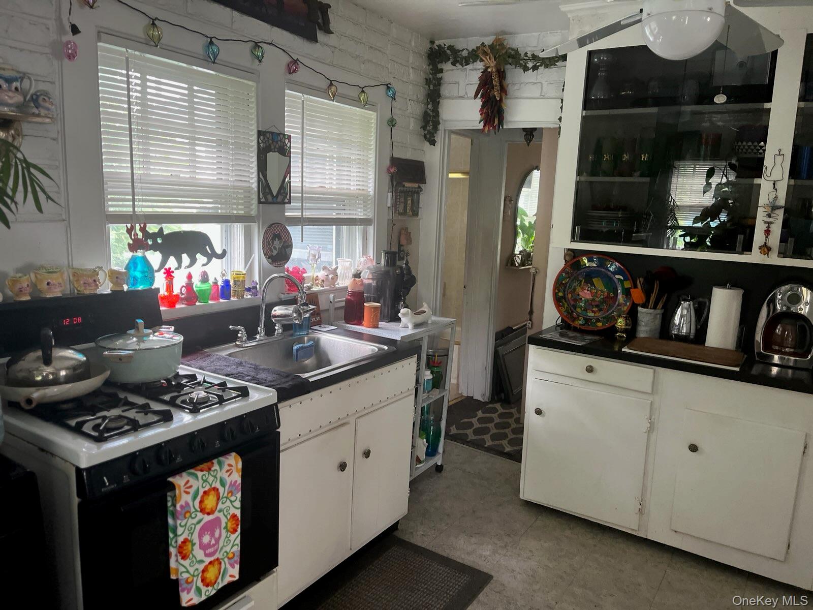 2133 Marion Place Property Photo 3