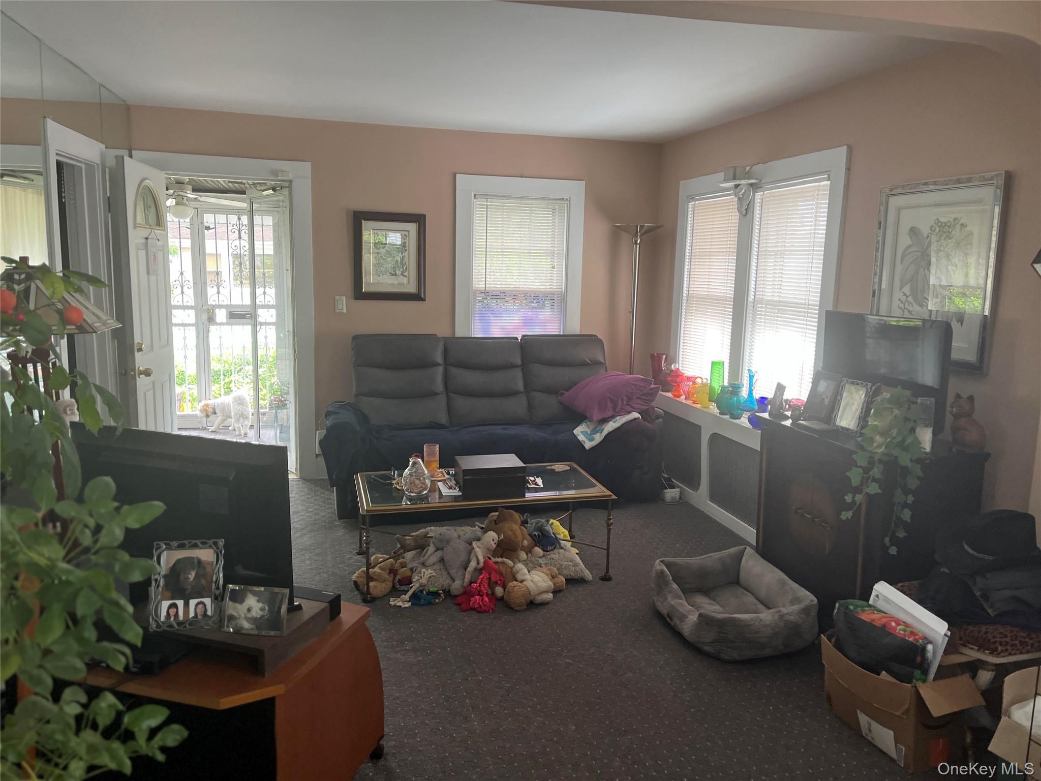 2133 Marion Place Property Photo 5