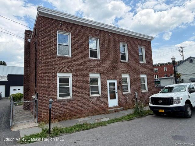 55 Partition Street Property Photo 1