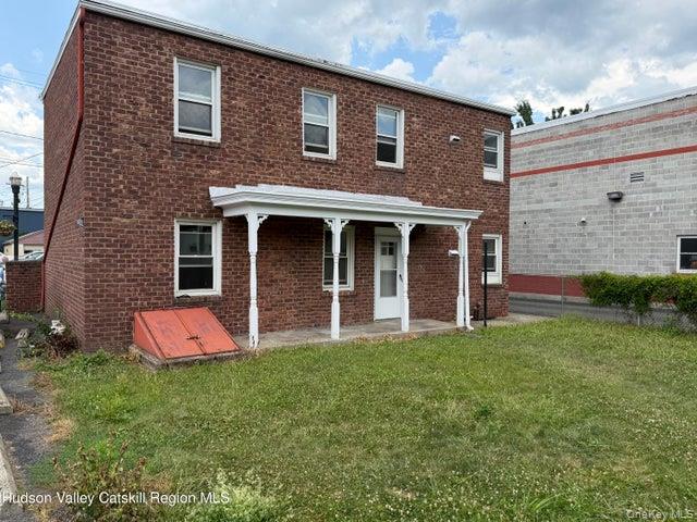 55 Partition Street Property Photo 4