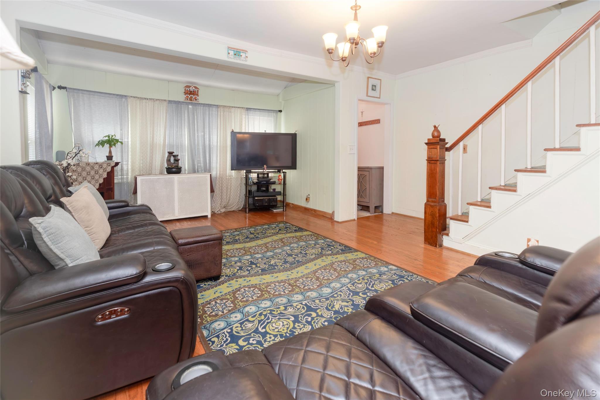 2036 Hobart Avenue Property Photo 17
