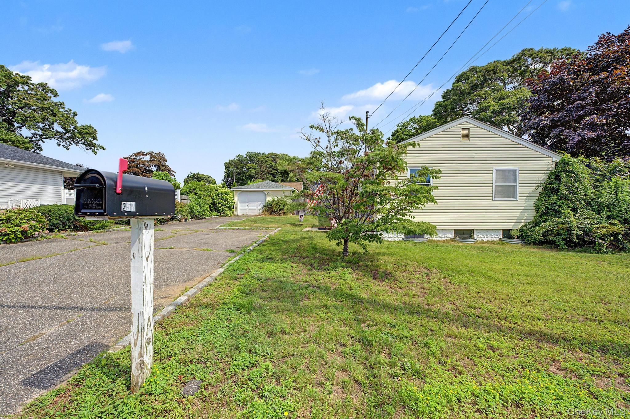 257 Elizabeth Avenue Property Photo 3