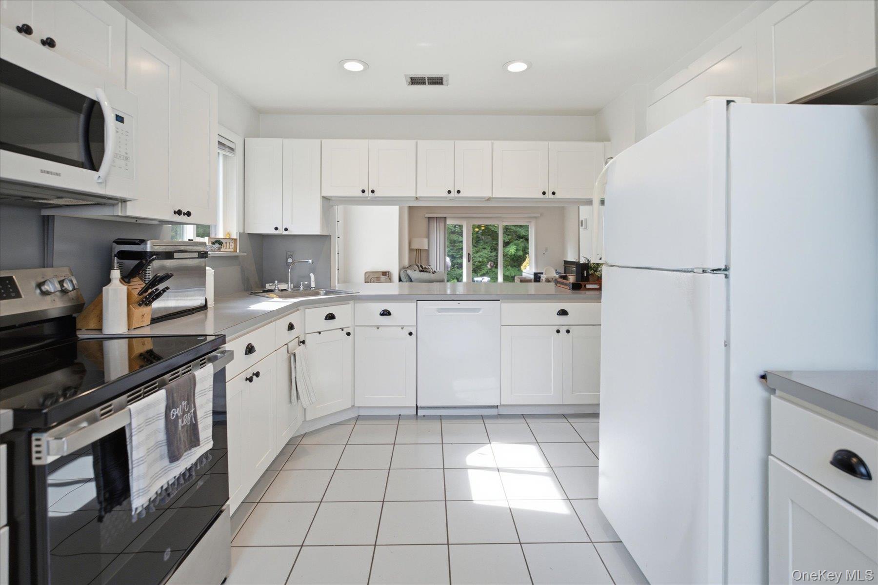 112 Beecher Avenue Extension Property Photo 8
