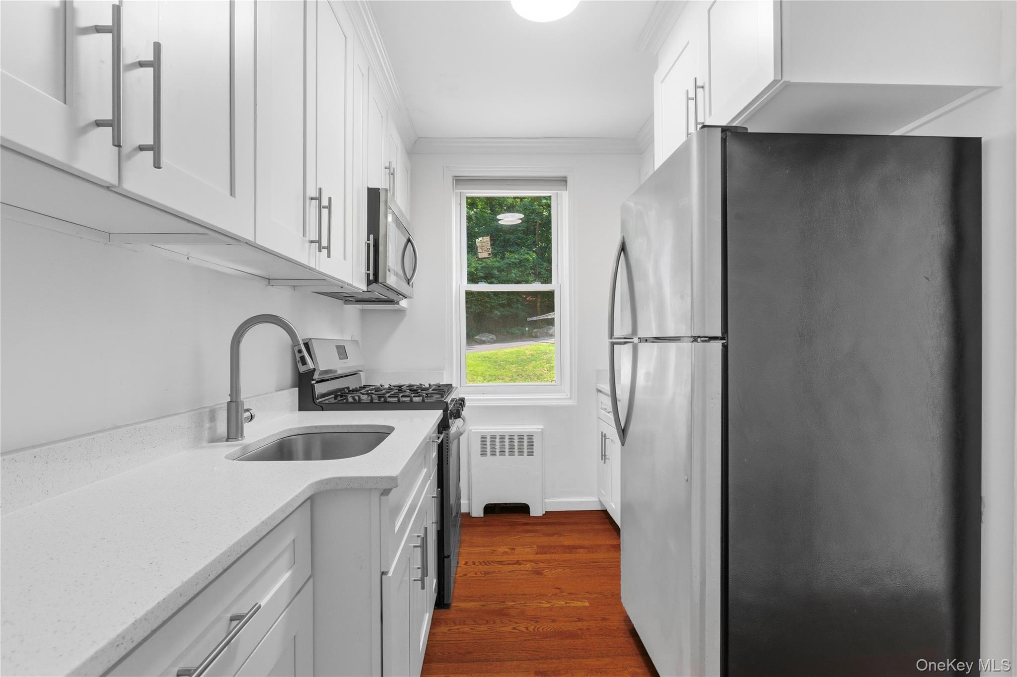 1133 Midland Avenue 1k Property Photo 9