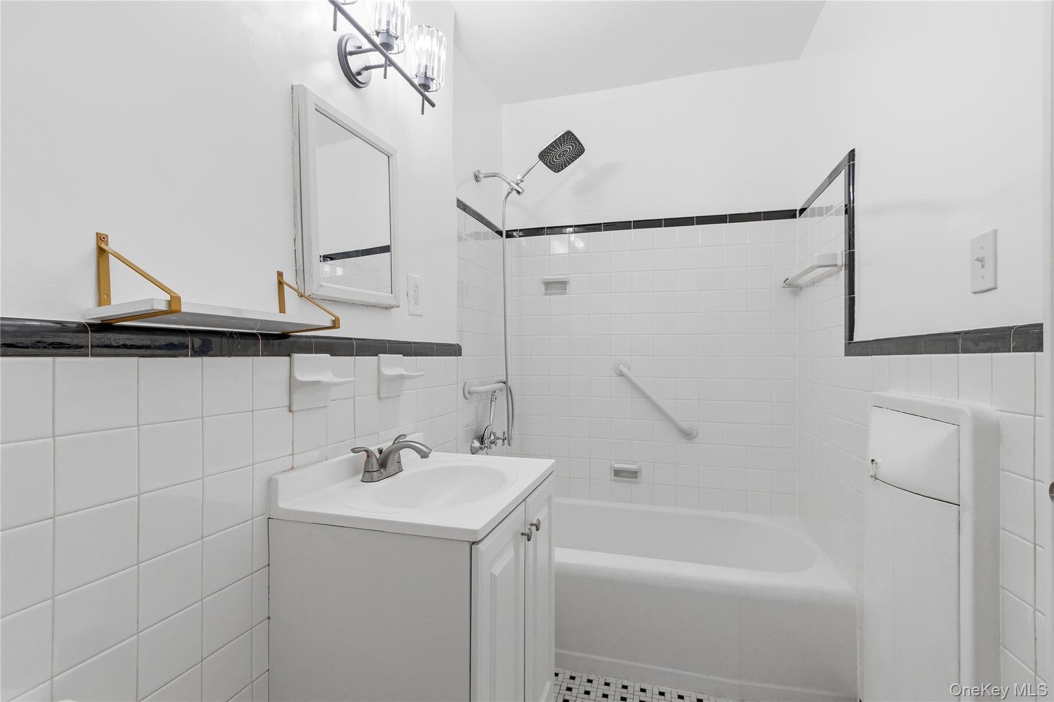 1133 Midland Avenue 1k Property Photo 13