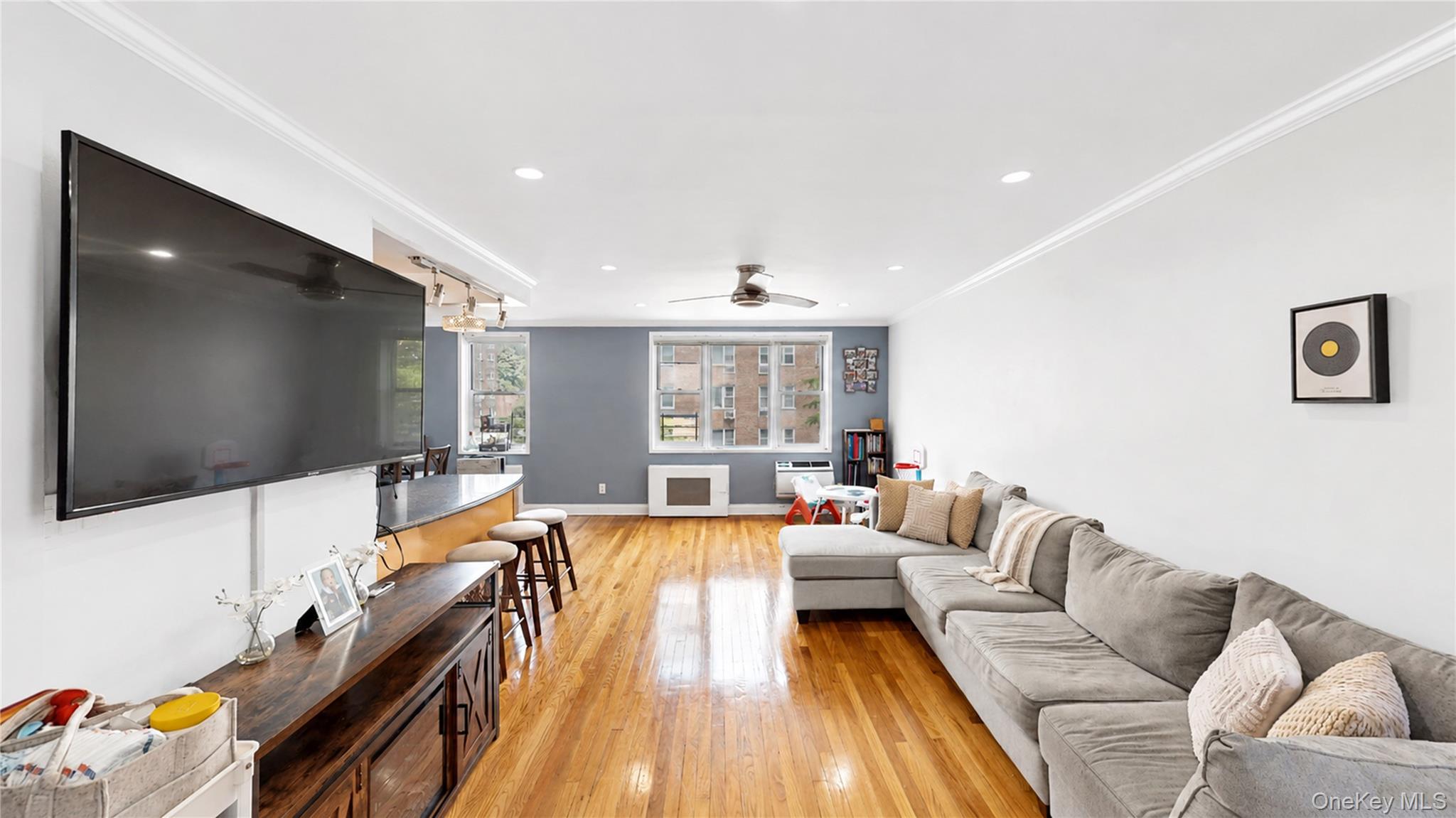 1 Sadore Lane 3x Property Photo 2