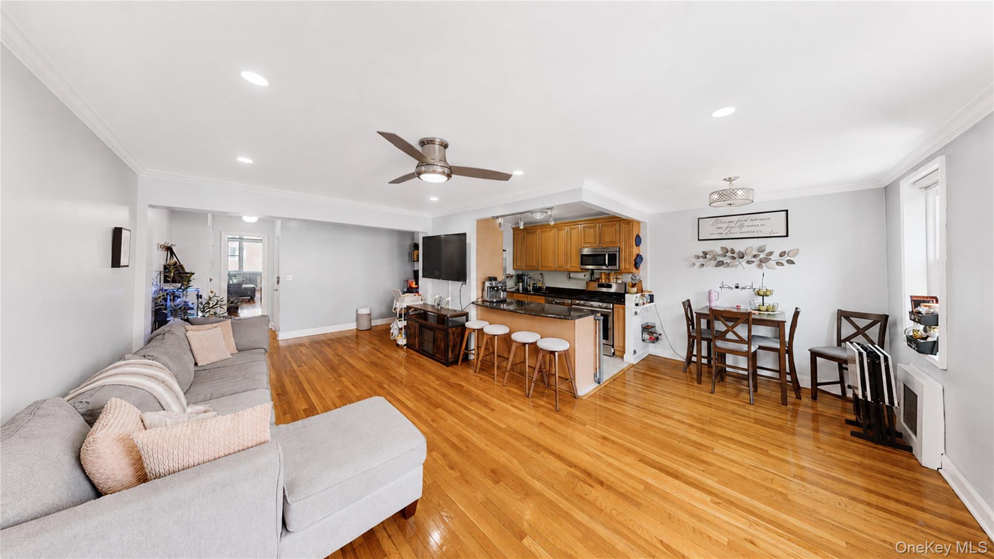 1 Sadore Lane 3x Property Photo 3
