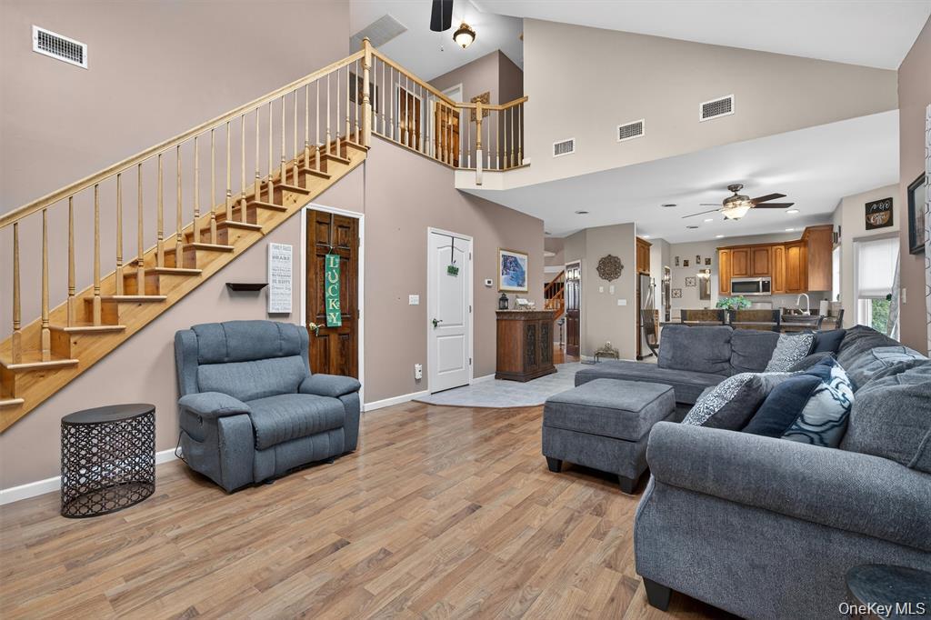 43 Greenwich Avenue Property Photo 4