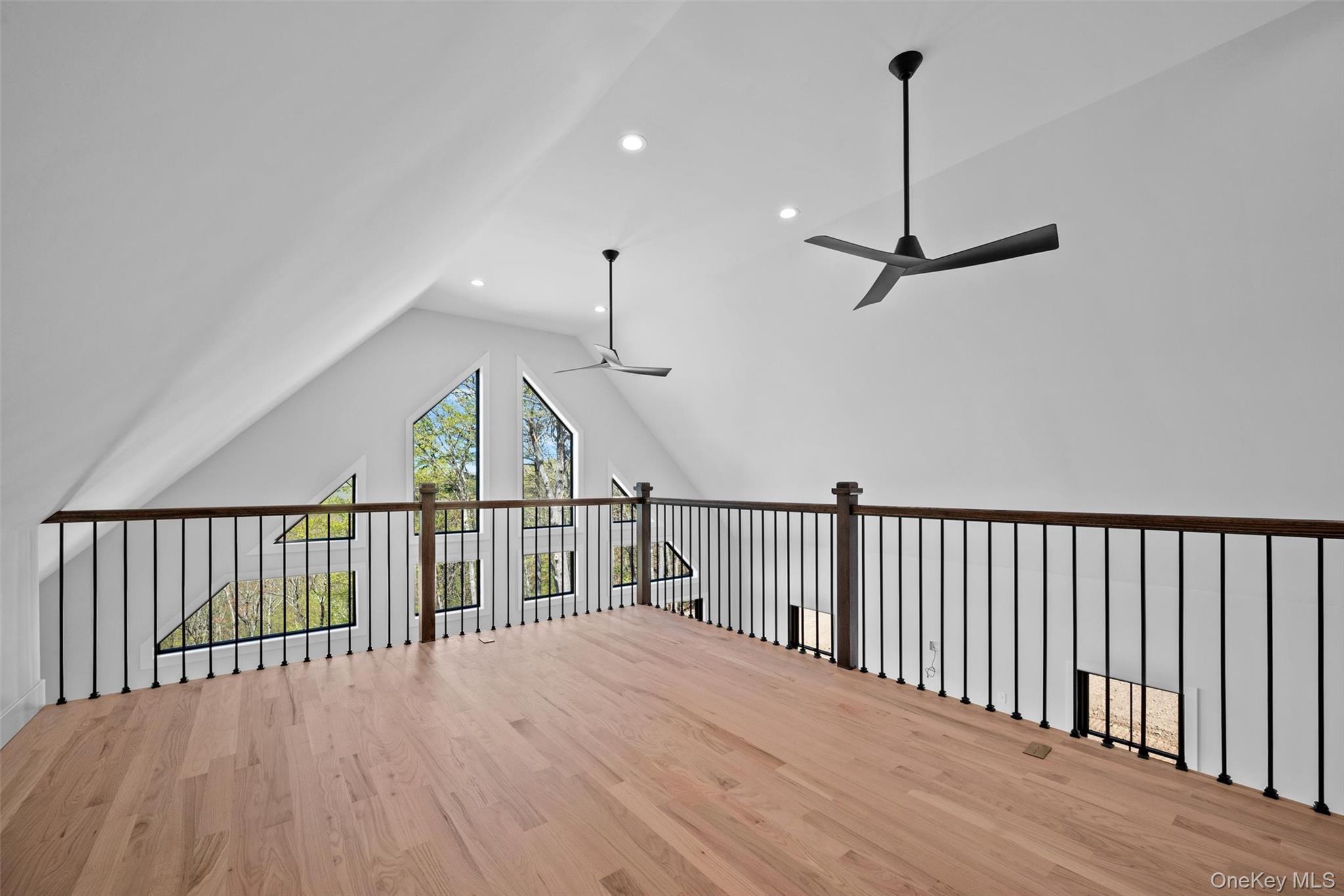 98 Fox Hill Road Property Photo 23